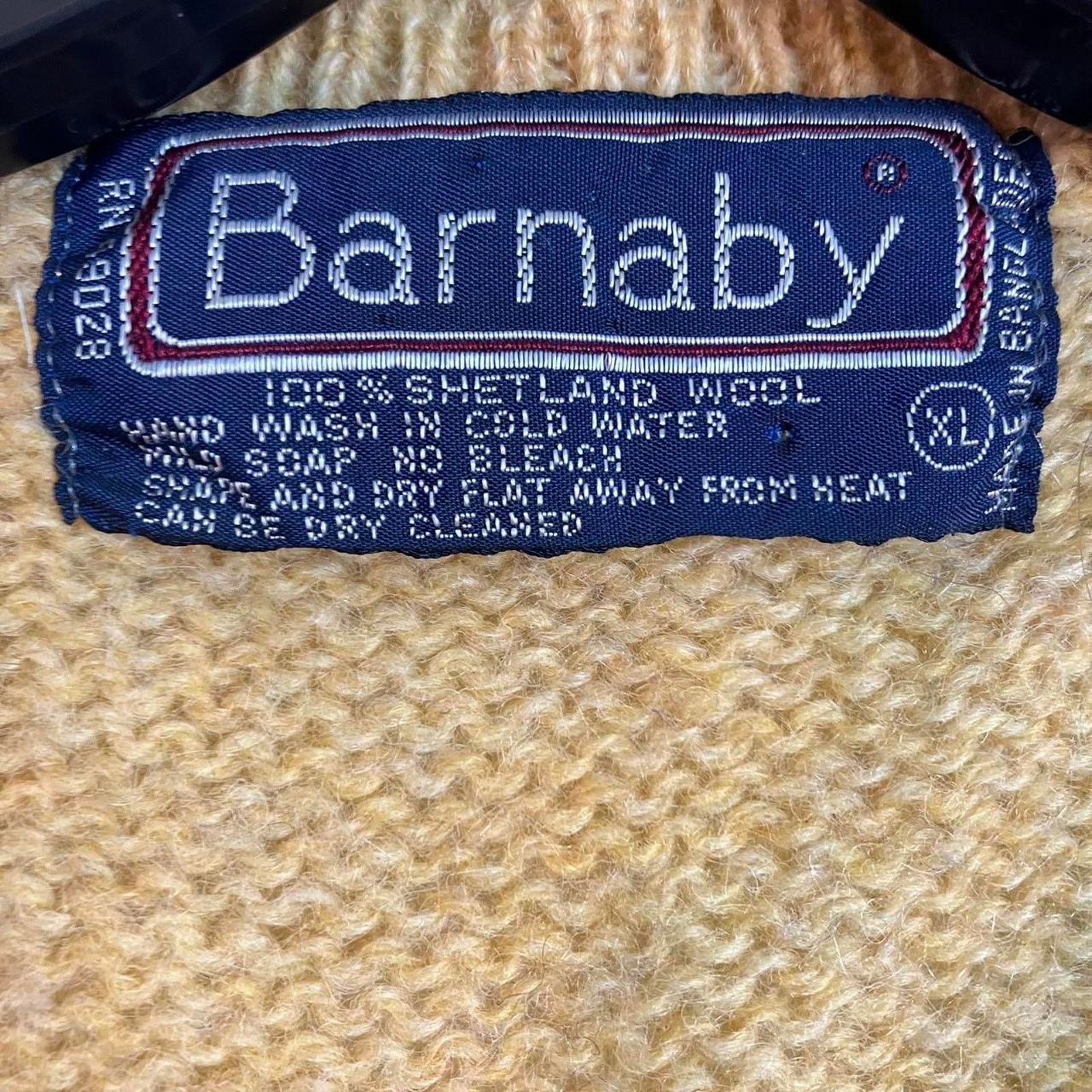 Vintage Vintage 80s Yellow Shetland Wool Sweater Vest Barnaby Size US XL / EU 56 / 4 - 2 Thumbnail