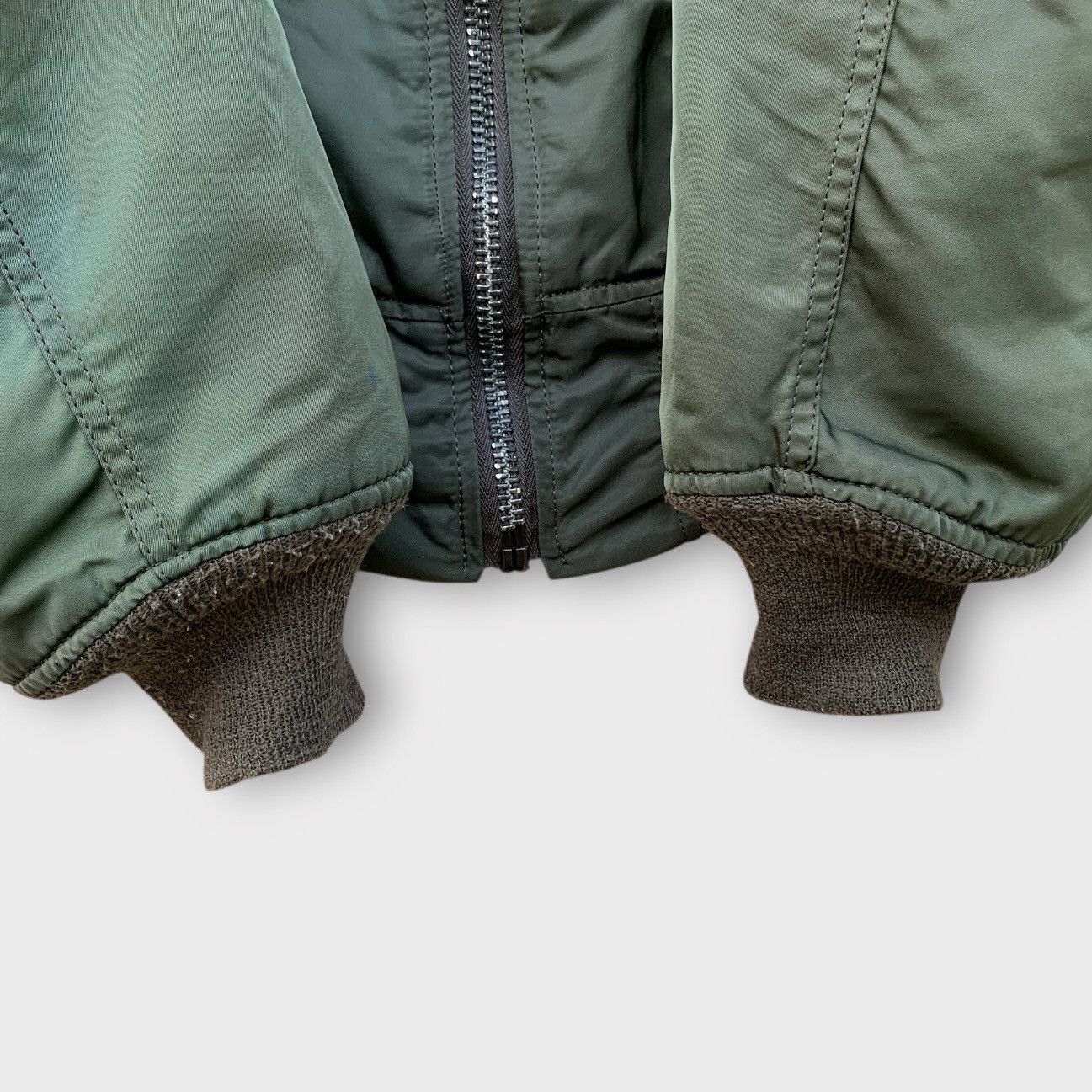 Alpha Industries VINTAGE 80s USAF ALPHA INDUSTRIES FLIGHT MA 1 BOMBER JACKET Size US L / EU 52-54 / 3 - 9 Thumbnail