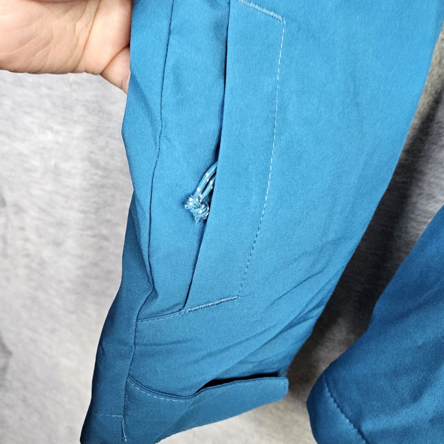 Vintage VINTAGE? No. Columbia Women's Omni-Tech Snowboard Wildside Jacket XS Blue New? Size XS / US 0-2 / IT 36-38 - 6 Thumbnail