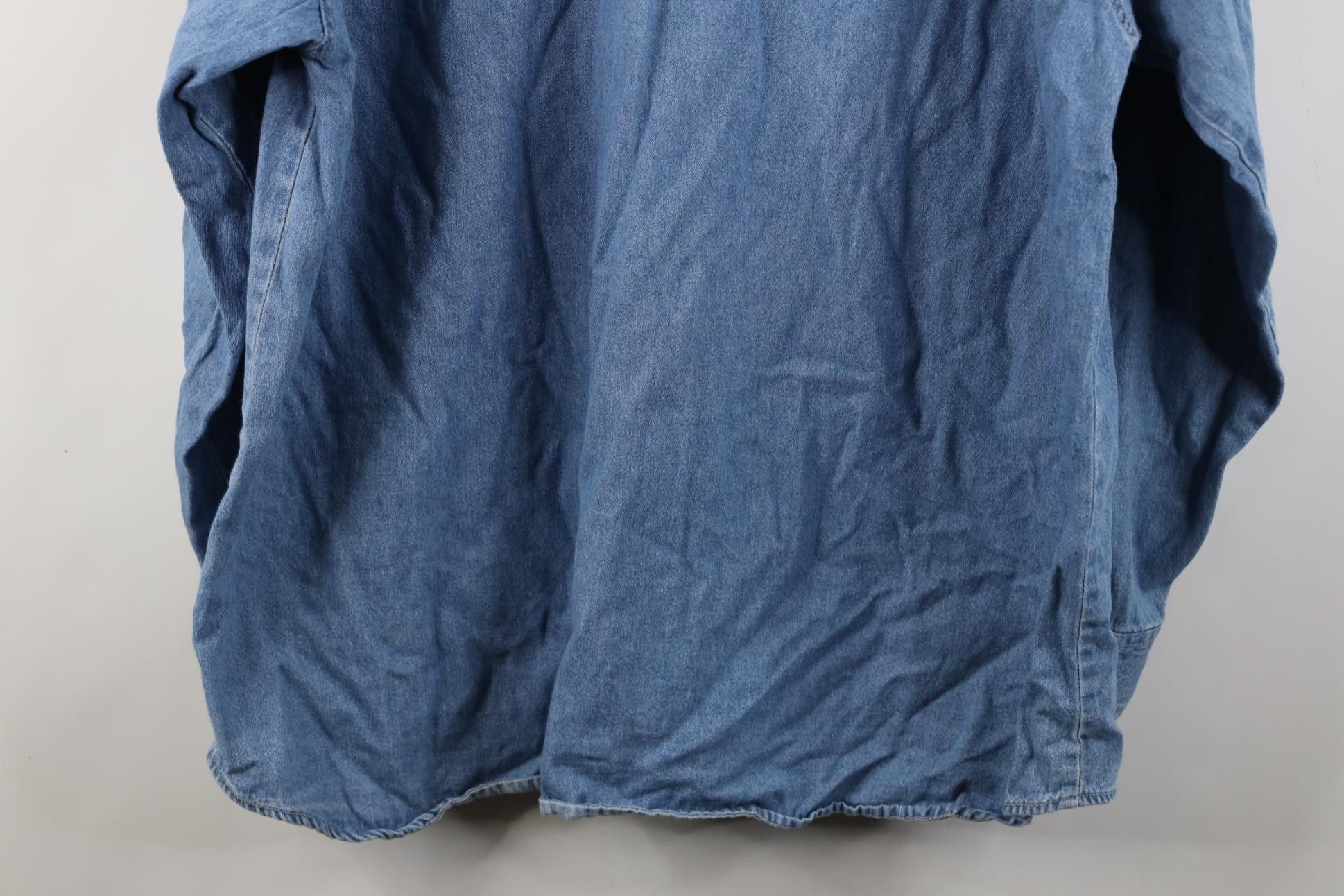 Vintage Vintage 90s Red Wings Hockey Denim Jean Button Down Shirt Size US XL / EU 56 / 4 - 16 Thumbnail