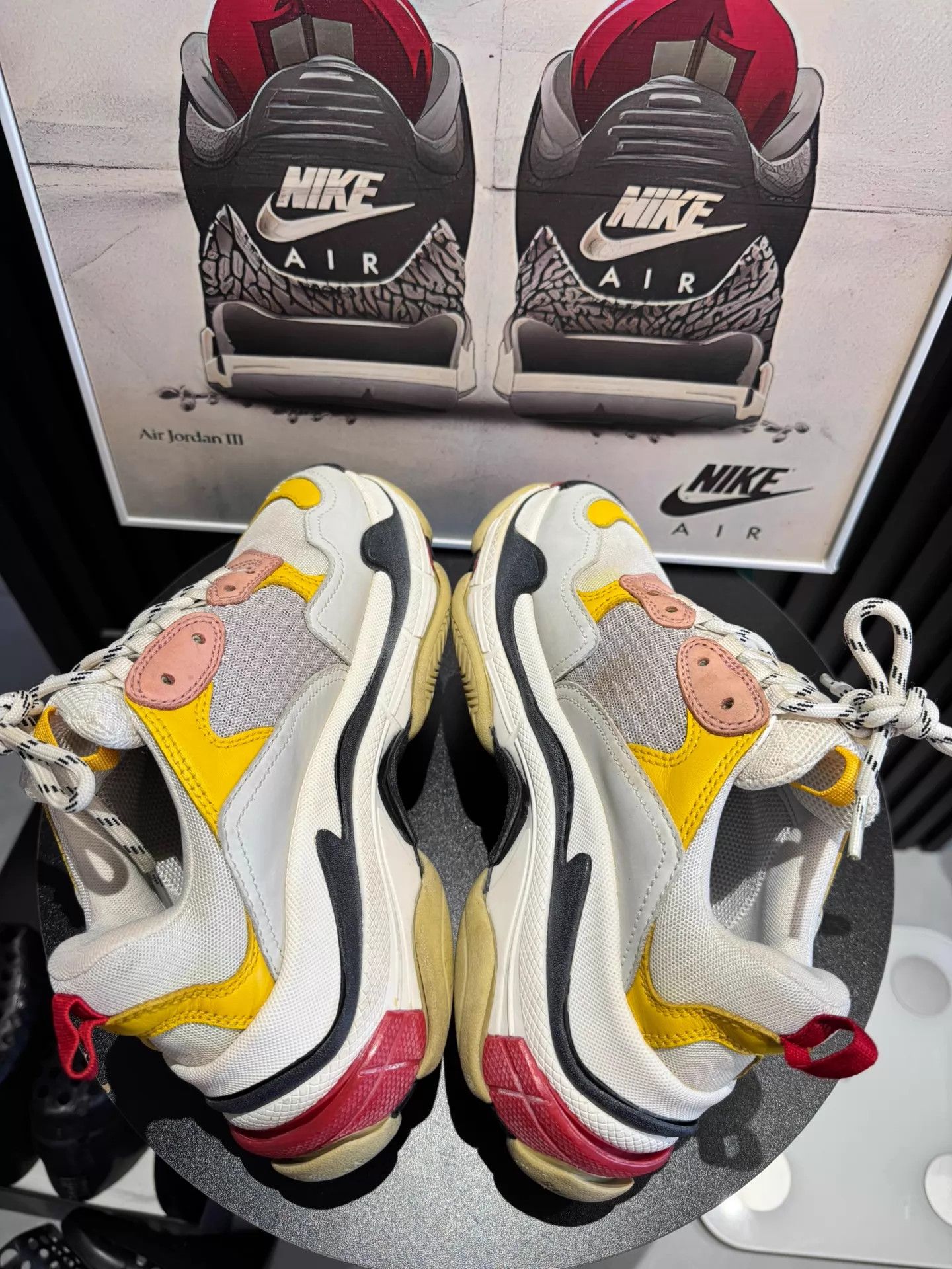 Balenciaga Balenciaga Triple S Distressed Wmns White/Pink Sneakers Size US 7.5 / IT 37.5 - 5 Thumbnail