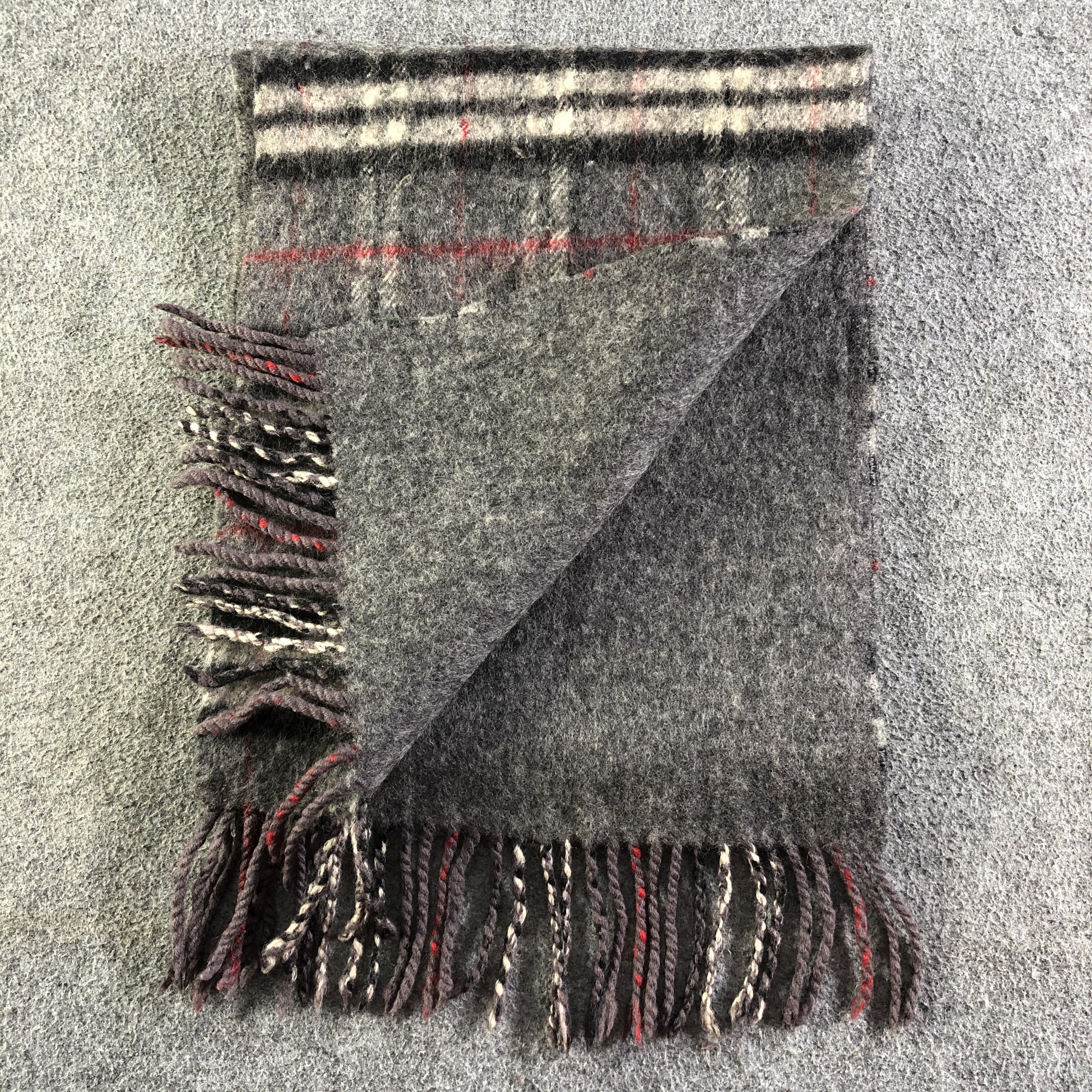 Pierre Balmain Pierre Balmain Scarf / Muffler / Neckwear P664 Size ONE SIZE - 8 Thumbnail