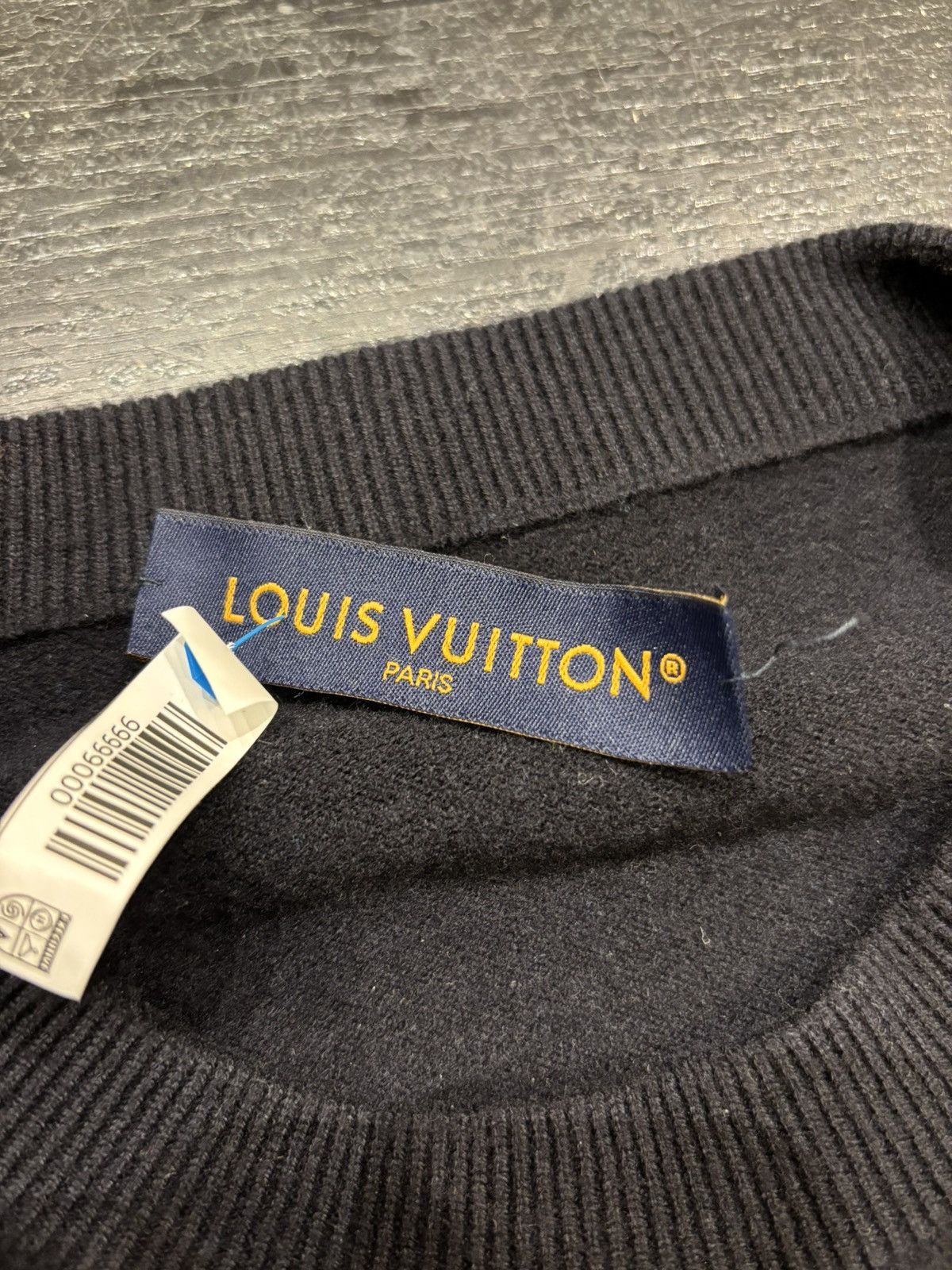 Louis Vuitton Louis Vuitton Monogram Sleeve Knit Cashmere Blend Sweater Size US XXL / EU 58 / 5 - 3 Thumbnail