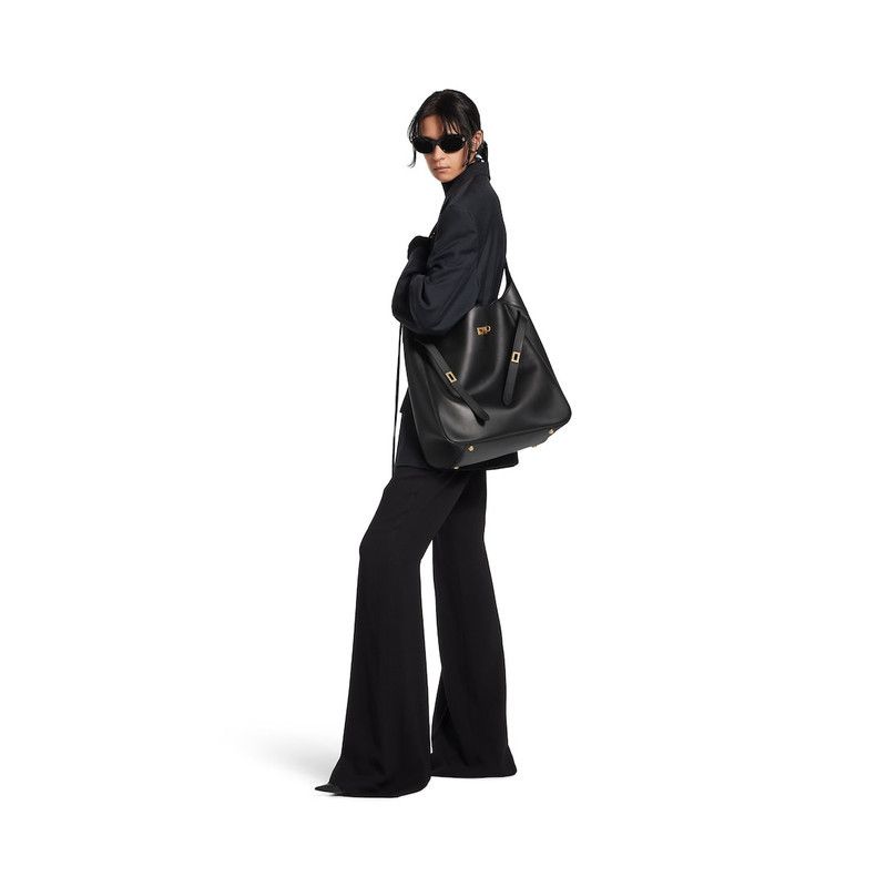 Balenciaga o1srvl11e0326 Size: OS / Bel Air Large Hobo Bag in Black Size ONE SIZE - 6 Thumbnail