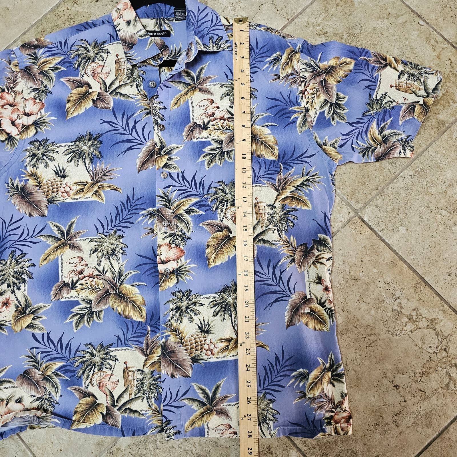 Pierre Cardin Men's Pierre Cardin Hawaiian shirt coconut buttons large. Size US L / EU 52-54 / 3 - 7 Thumbnail