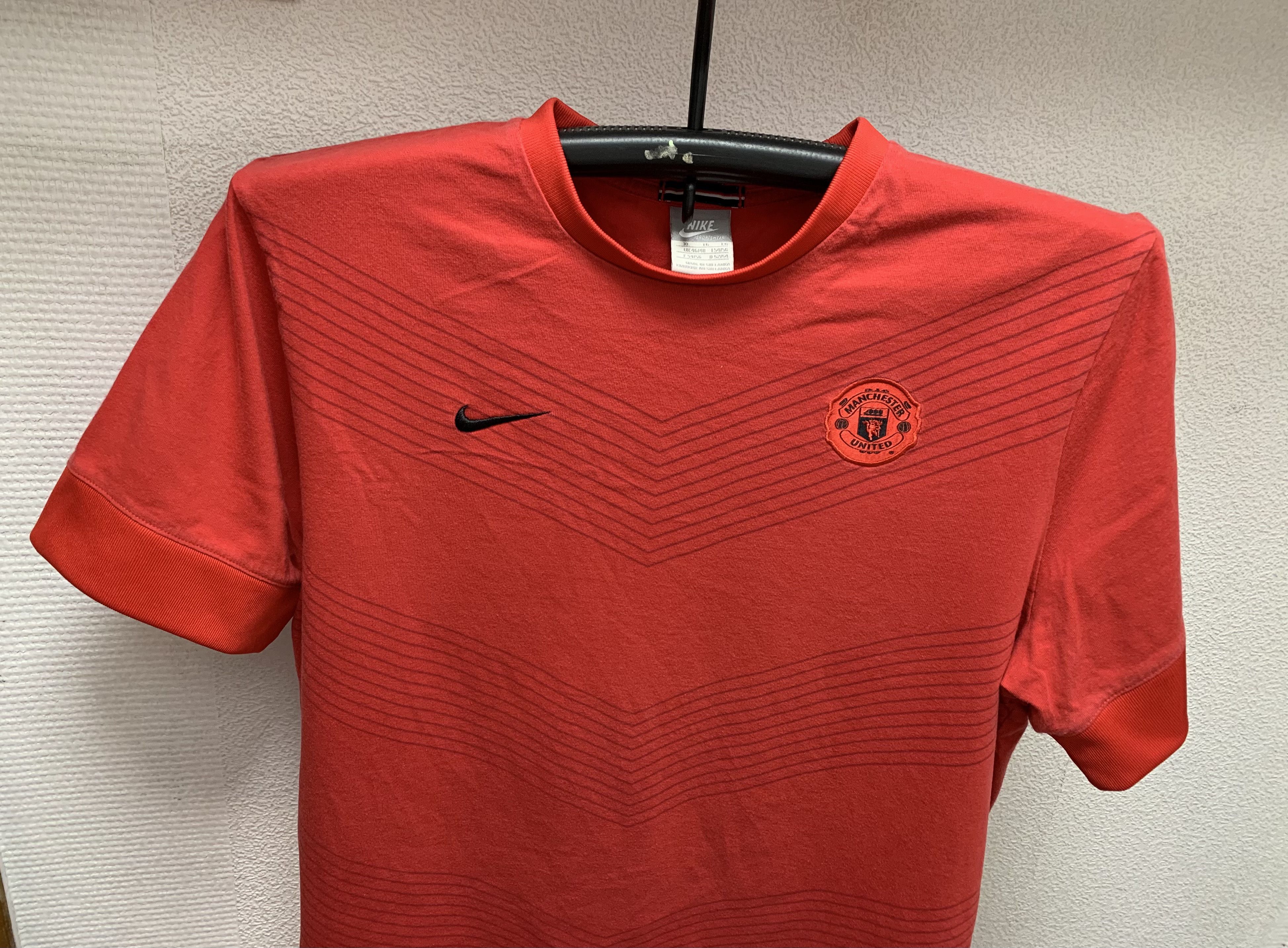 Nike Manchester United Nike soccer jersey t-shirt vintage Xl sz Size US XL / EU 56 / 4 - 2 Thumbnail