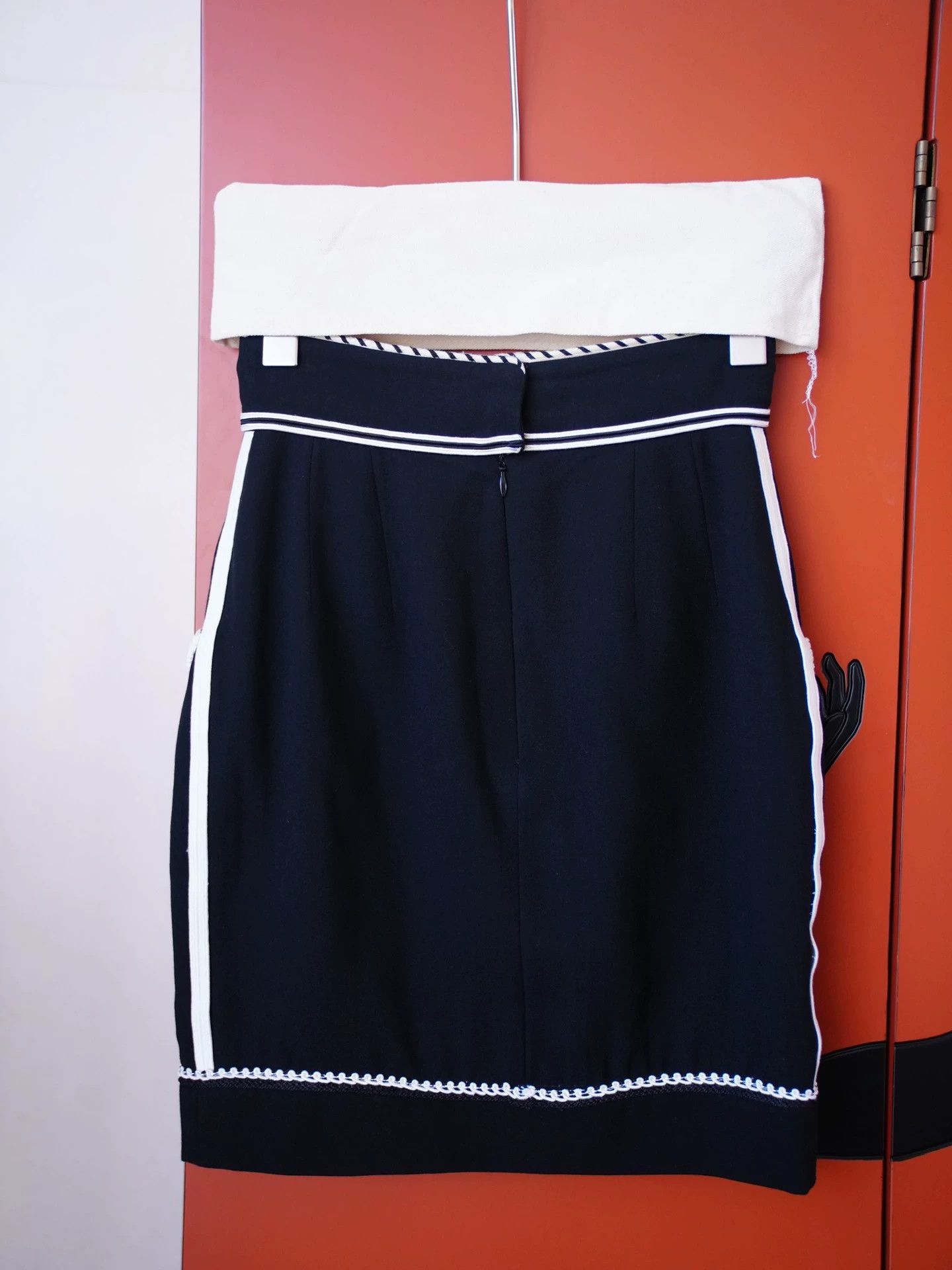 Chanel Chanel Vintage 1990 SS Poster Skirt FR36 (S) Size 26" / US 2 / IT 38 - 7 Thumbnail