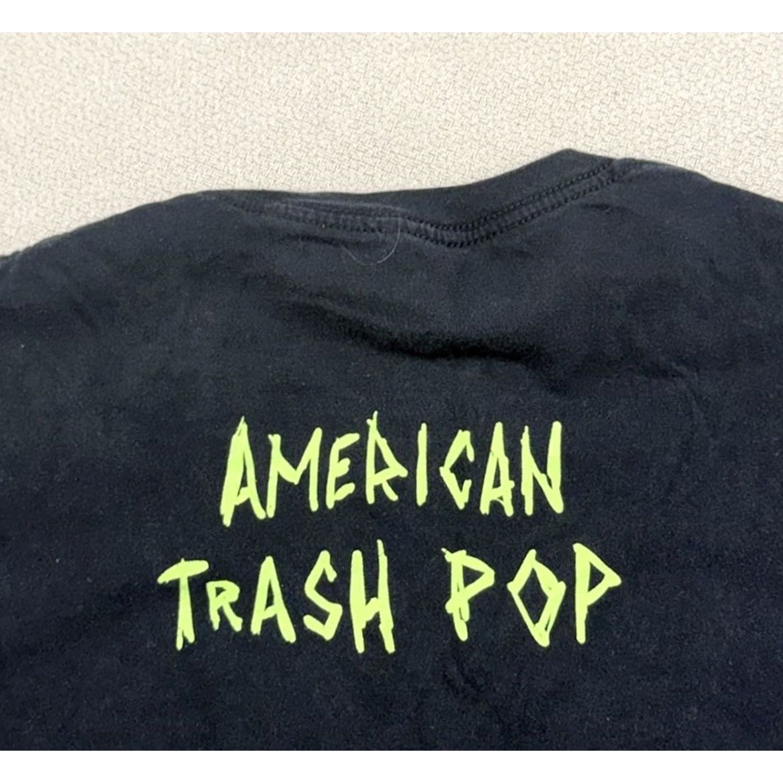 Vintage Simple Creatures American Trash Pop Rock Duo Fangs Graphic T Shirt Men’s M Black Cotton Knit Crew Neck Short Sleeve Logo Bag Band Music Mockup? Size US M / EU 48-50 / 2 - 5 Thumbnail