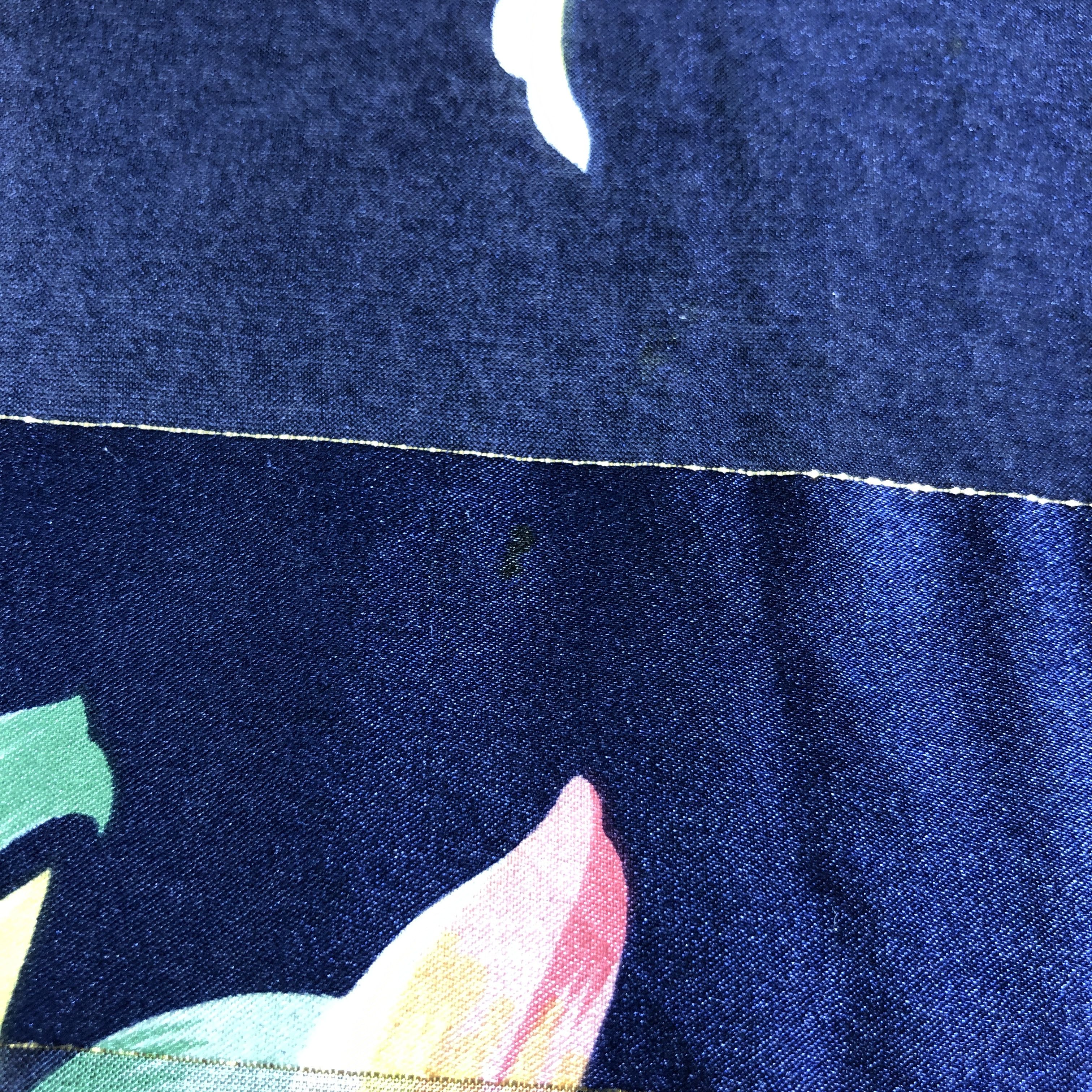 Japanese Brand Luxury Floral Silk Scarf M1017 Size ONE SIZE - 7 Thumbnail