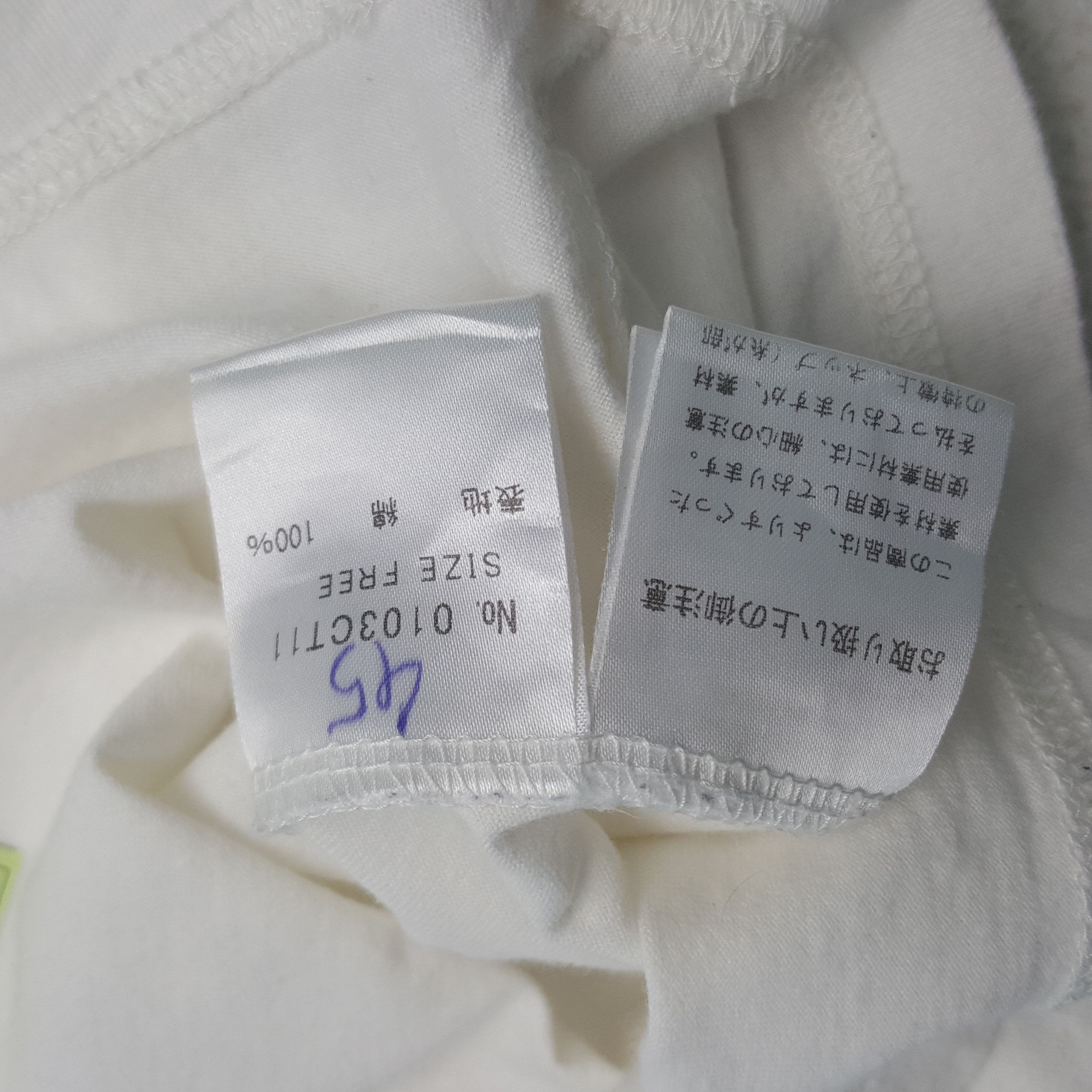 Hysteric Glamour Vintage Hysteric Glamour Japanese Brand Tshirt RR11 Size US S / EU 44-46 / 1 - 6 Thumbnail