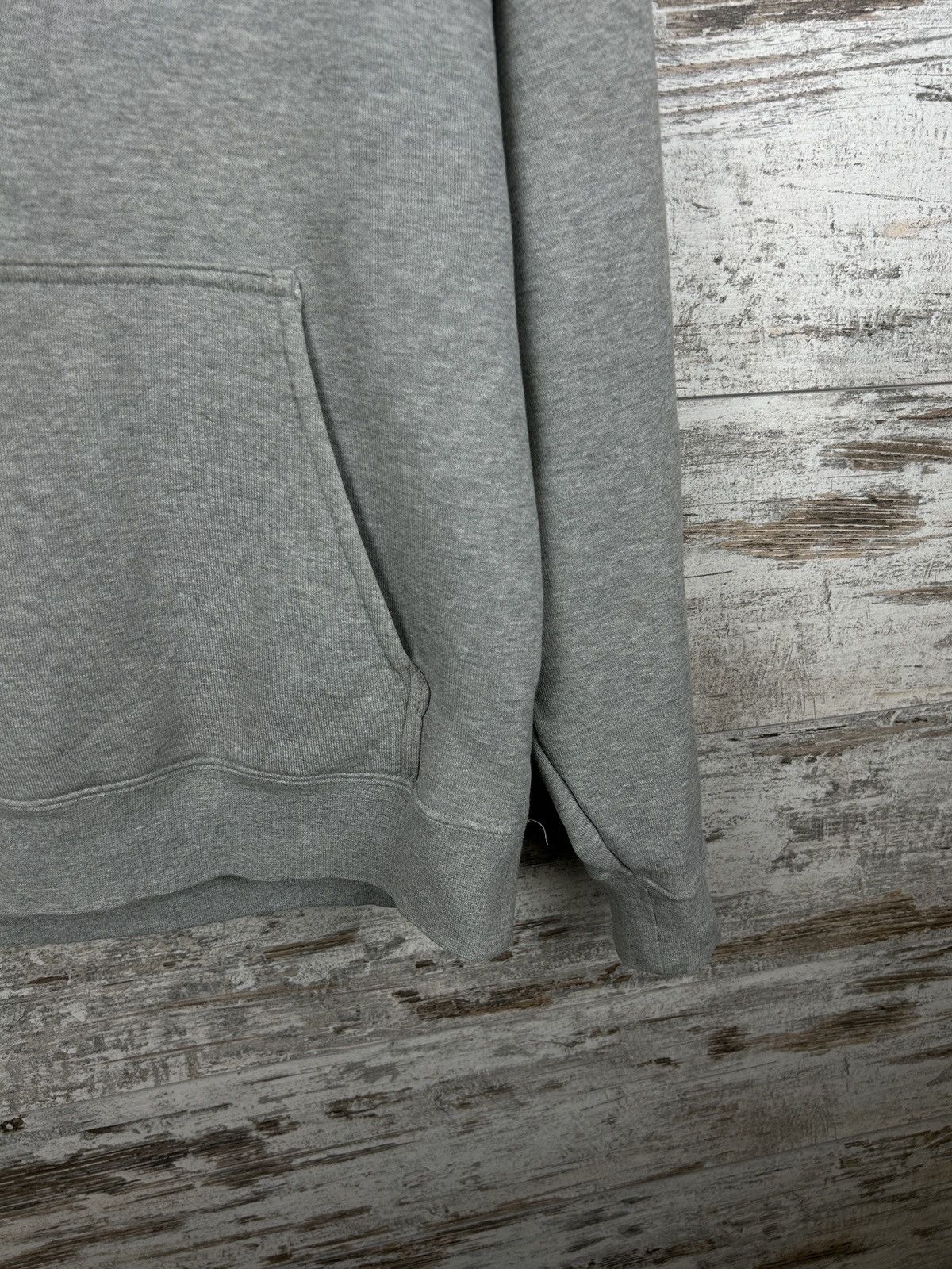 Nike Mens Vintage Nike Court Hoodie gray loose fit y2k streetwear Size US S / EU 44-46 / 1 - 6 Thumbnail