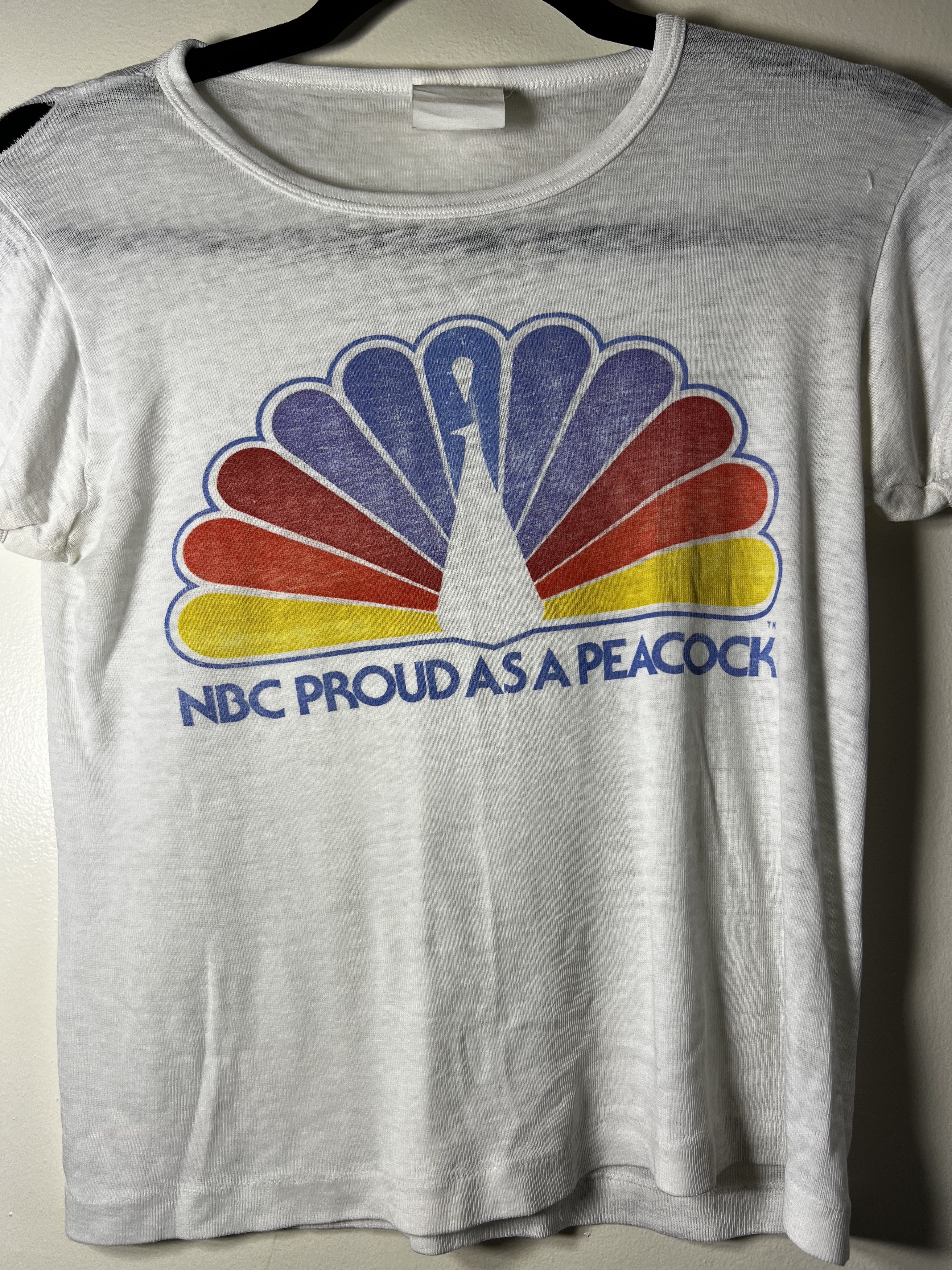Vintage Vintage 1980's NBC Proud As A Peacock Logo T-Shirt Size M / US 6-8 / IT 42-44 - 2 Thumbnail