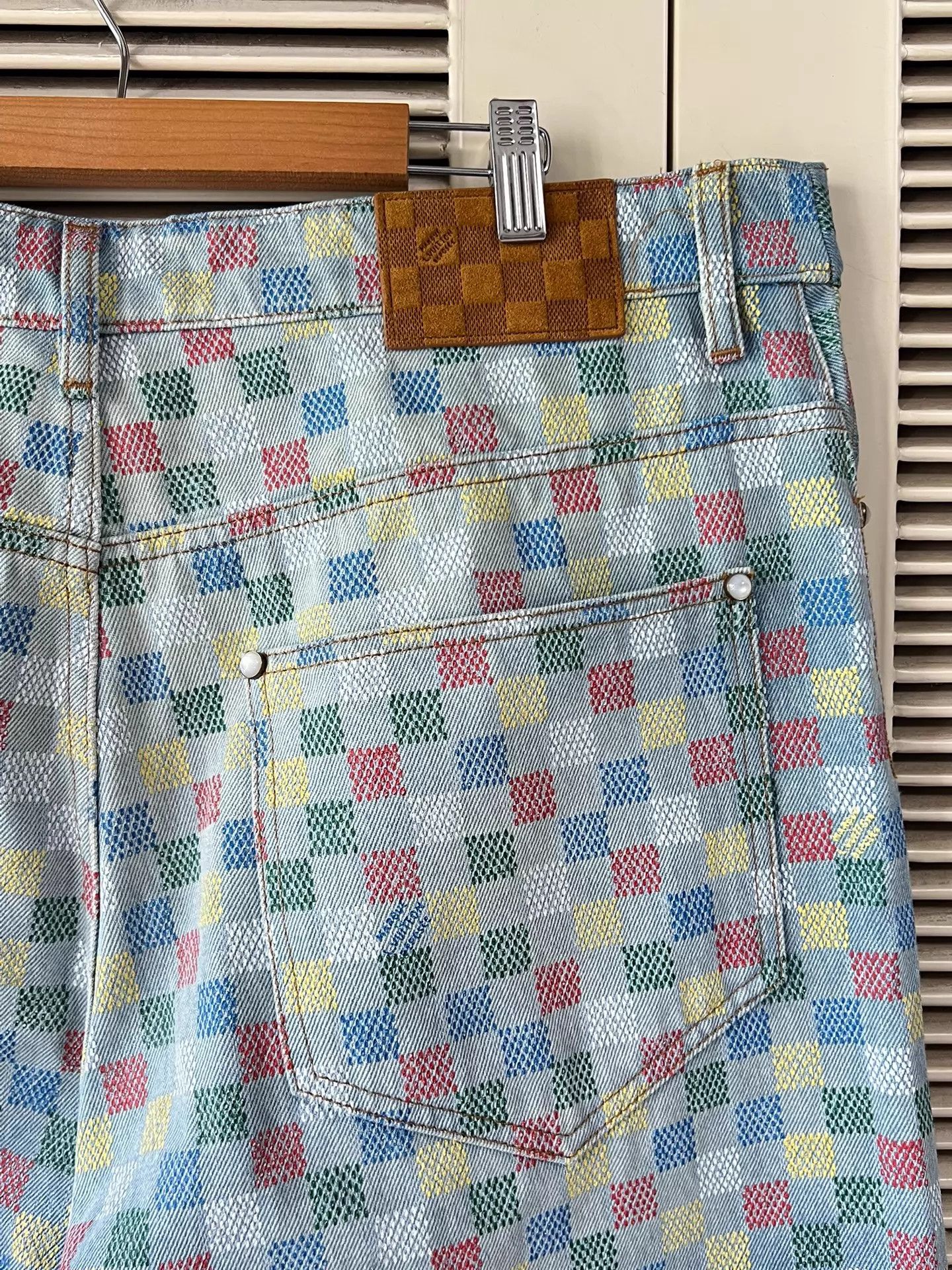 Louis Vuitton Louis Vuitton Color Block Check Jeans 36 (Mint) Size 26" / US 2 / IT 38 - 5 Thumbnail