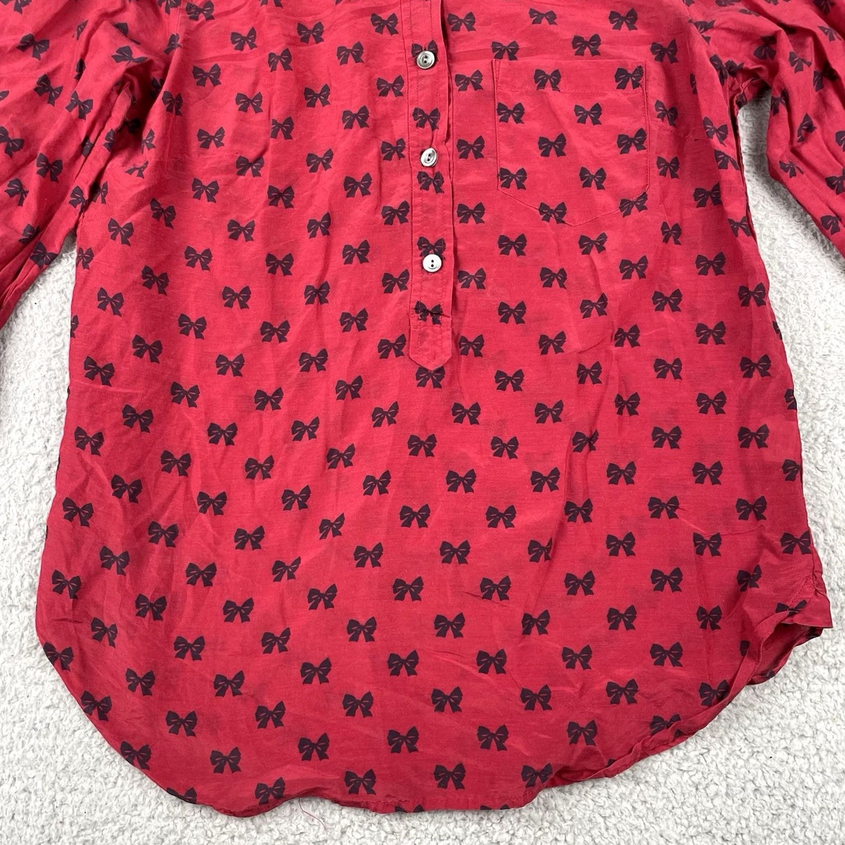 J.Crew VINTAGE J. Crew Women’s Small Red Long Sleeve Button Shirt Lightweight Bow Tie Pattern Size S / US 4 / IT 40 - 5 Thumbnail