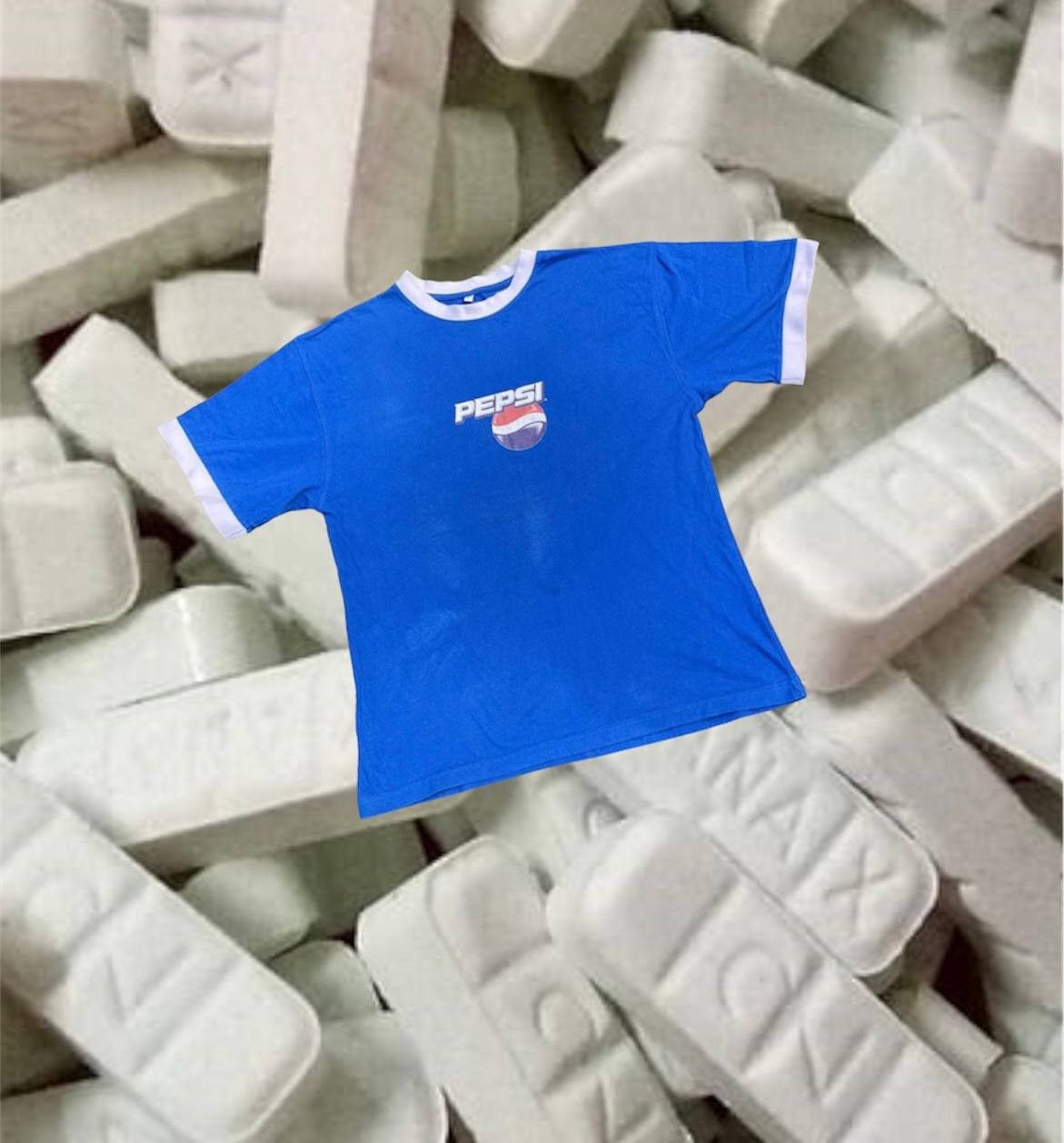 image of Y2K Vintage Pepsi Tee Shirt in Blue, Men's (Size Large)