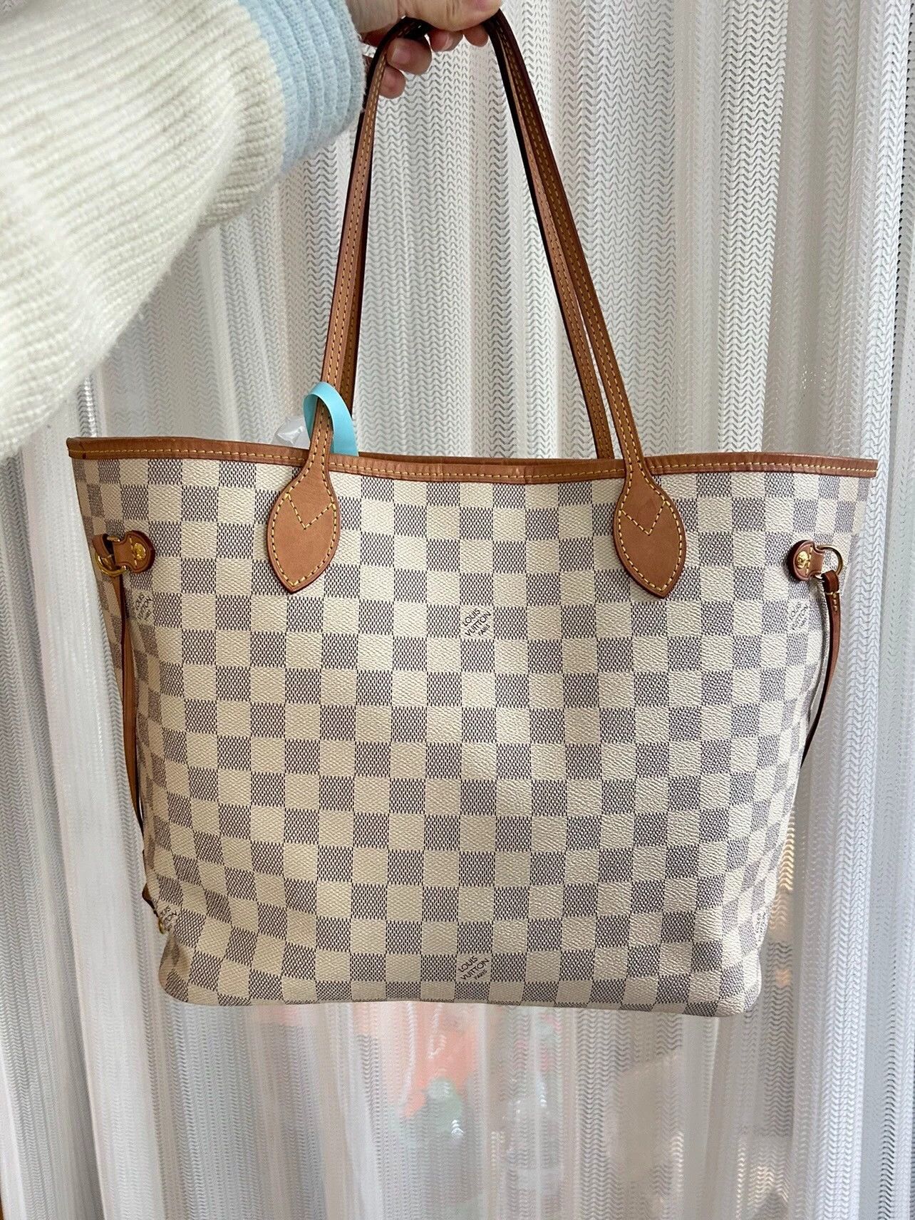 Louis Vuitton LV Neverfull MM White Monogram 98 New Size ONE SIZE - 1 Thumbnail