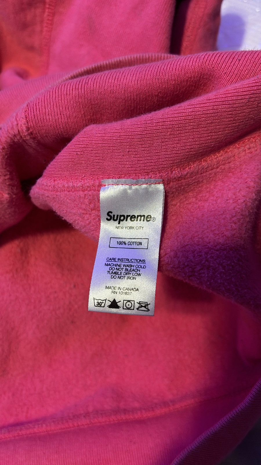 Supreme FW17 Supreme Magenta Box Logo Sweatshirt Size US M / EU 48-50 / 2 - 6 Thumbnail