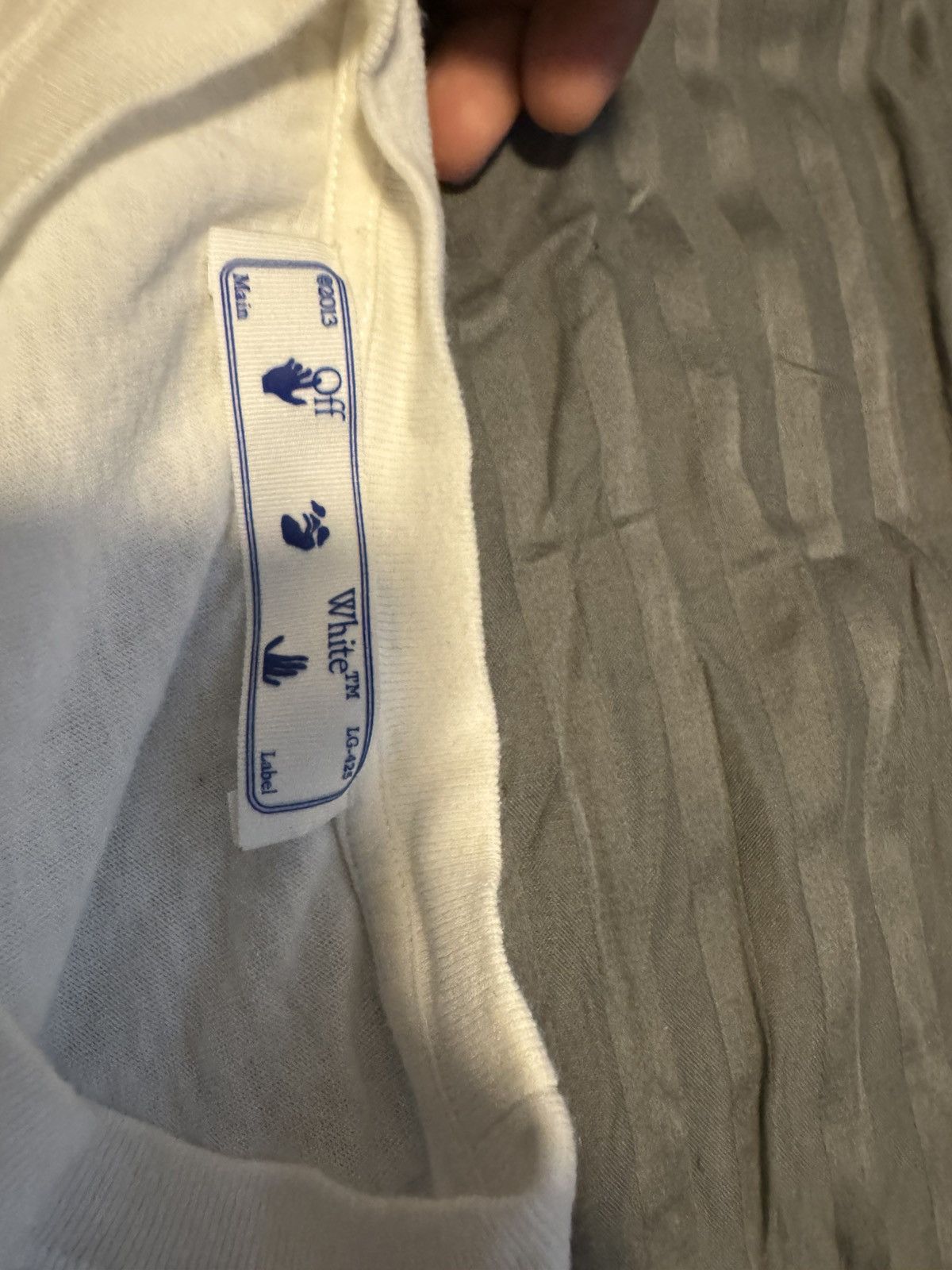 Off-White Long sleeve off-white shirt Size US S / EU 44-46 / 1 - 7 Thumbnail