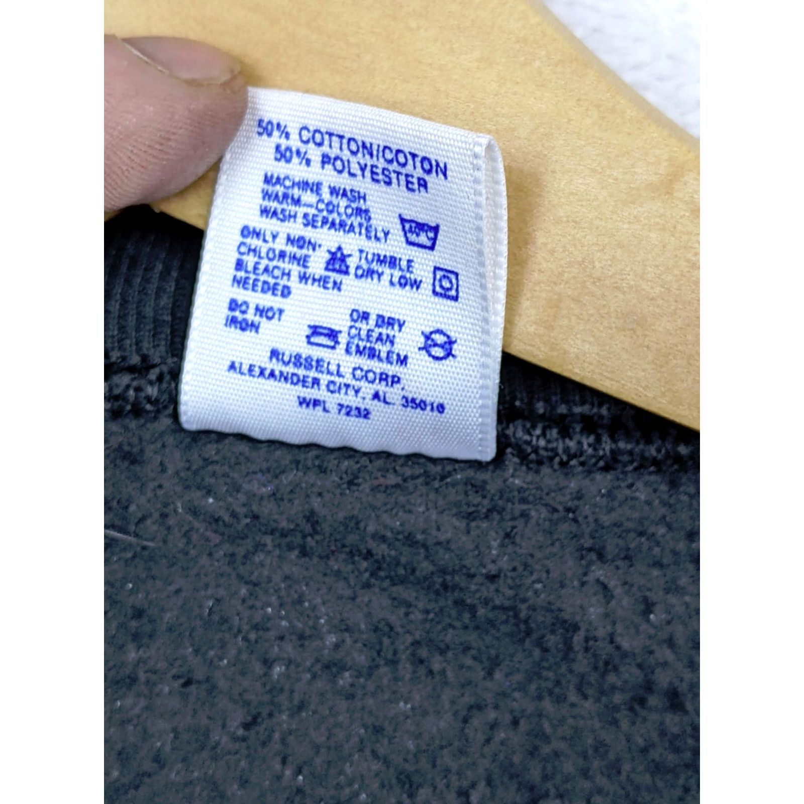 Jerzees VINTAGE Jerzees USA Made Mens L Black San Antonio Cow Hide Sweater Pullover Crew 90s Shirt Size L / US 10 / IT 46 - 5 Thumbnail