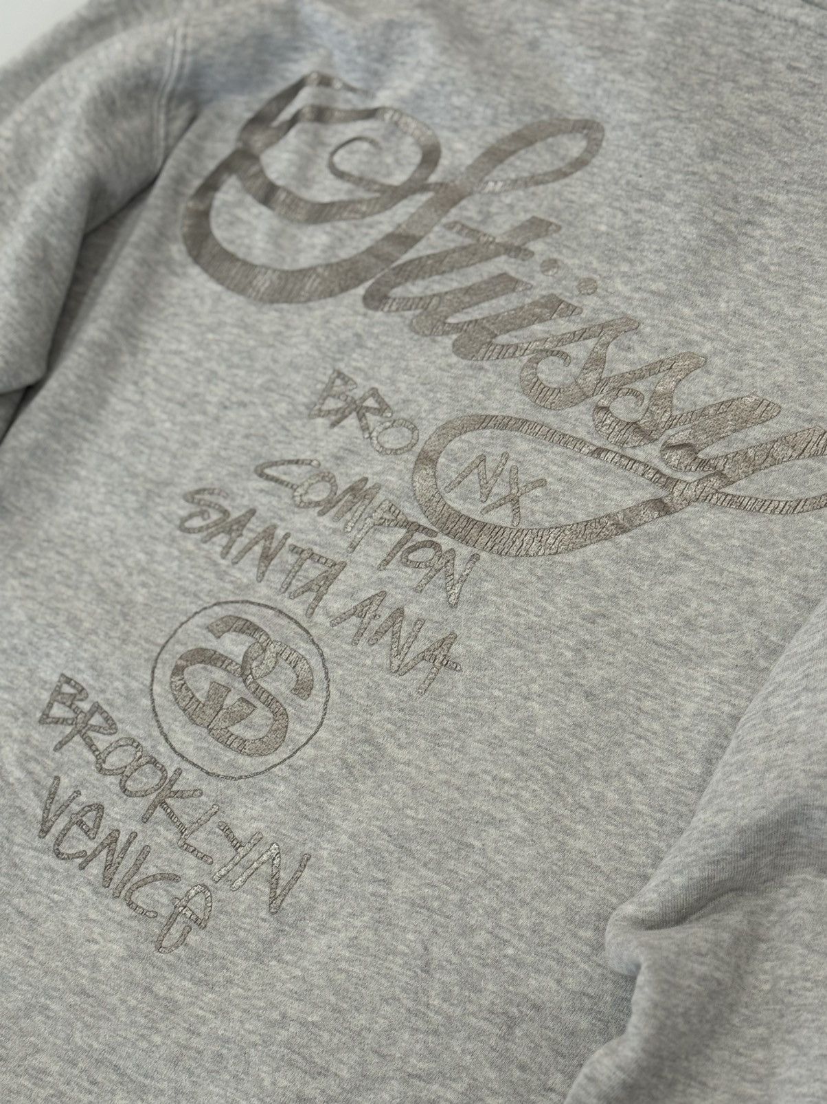 Stussy 🔥 STUSSY Japan International Silver Logo DISTRESSED Hoodie Size US M / EU 48-50 / 2 - 15 Thumbnail