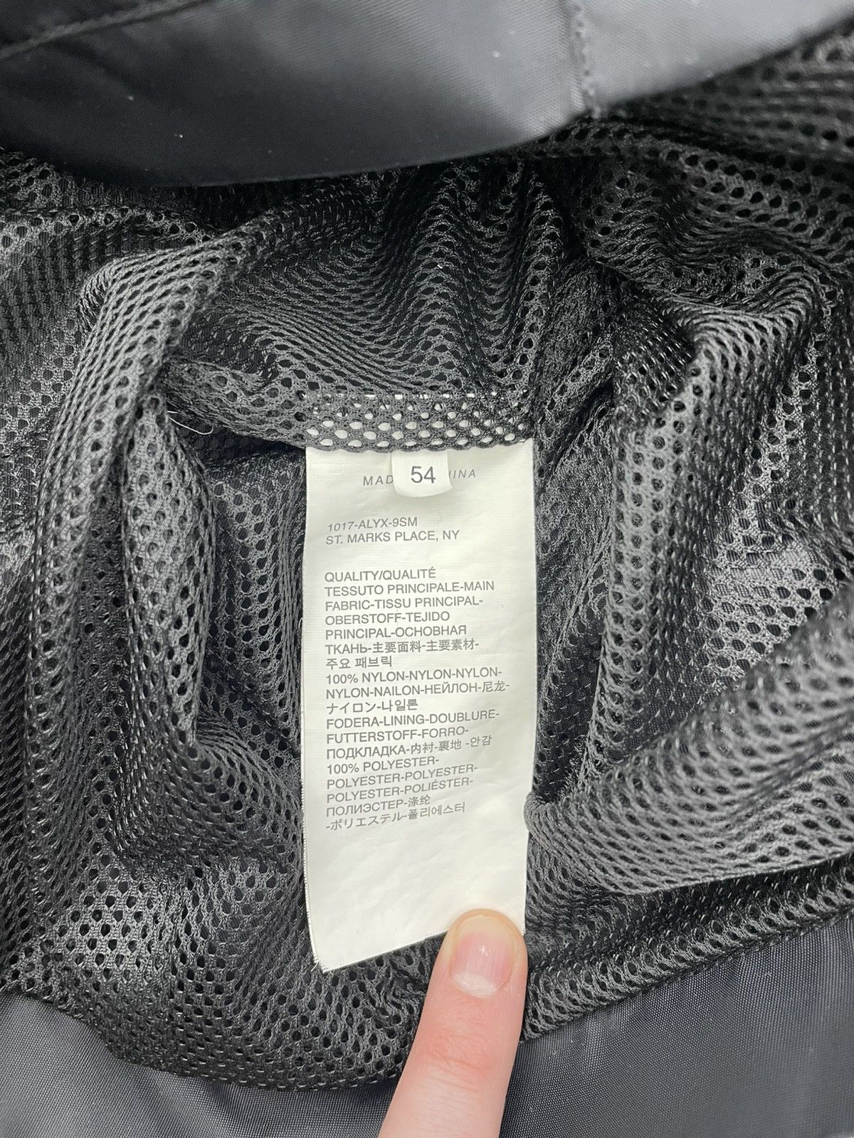 1017 ALYX 9SM 1017 Alyx 9SM Nylon Tech Jacket Size US XL / EU 56 / 4 - 6 Thumbnail