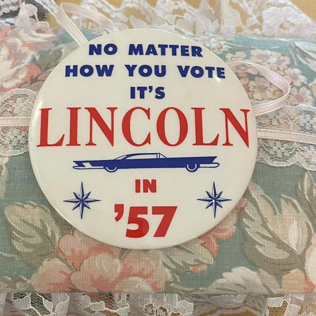 Designer Vintage '57 Lincoln Button Size ONE SIZE - 2 Thumbnail
