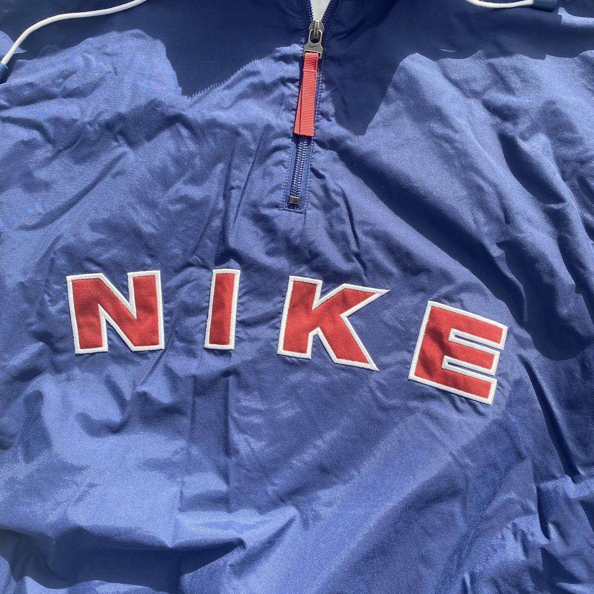 Nike NIKE 90S VINTAGE CENTER LOGO OVERSIZE NYLON JACKET Y2K RARE Size US XL / EU 56 / 4 - 4 Thumbnail