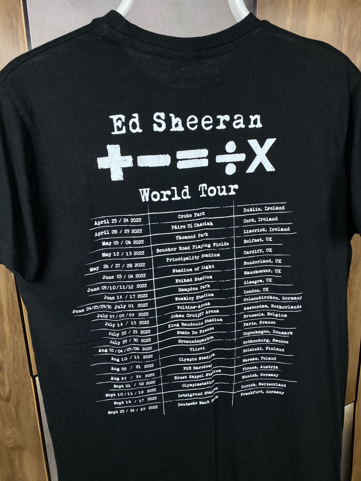 Band Tees 🎸Vintage T-Shirt Ed Sheeran The Mathematics Tour Tee🎸 Size US M / EU 48-50 / 2 - 4 Thumbnail