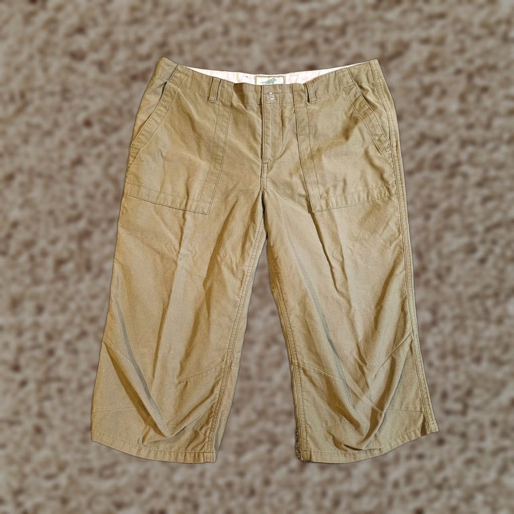 Vintage Horny Toad Shorts Womens 4 Beige Tan Nylon Embroidered Bermuda Stretch Casual Bermuda Style Size 27" / US 4 / IT 40 - 1 Thumbnail