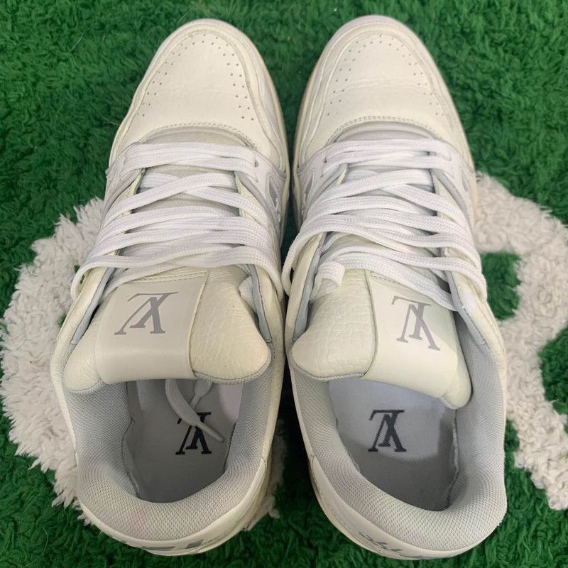 Louis Vuitton Louis Vuitton Trainer White Sneakers for All - Size US 9.5 / EU 42-43 - 6 Thumbnail