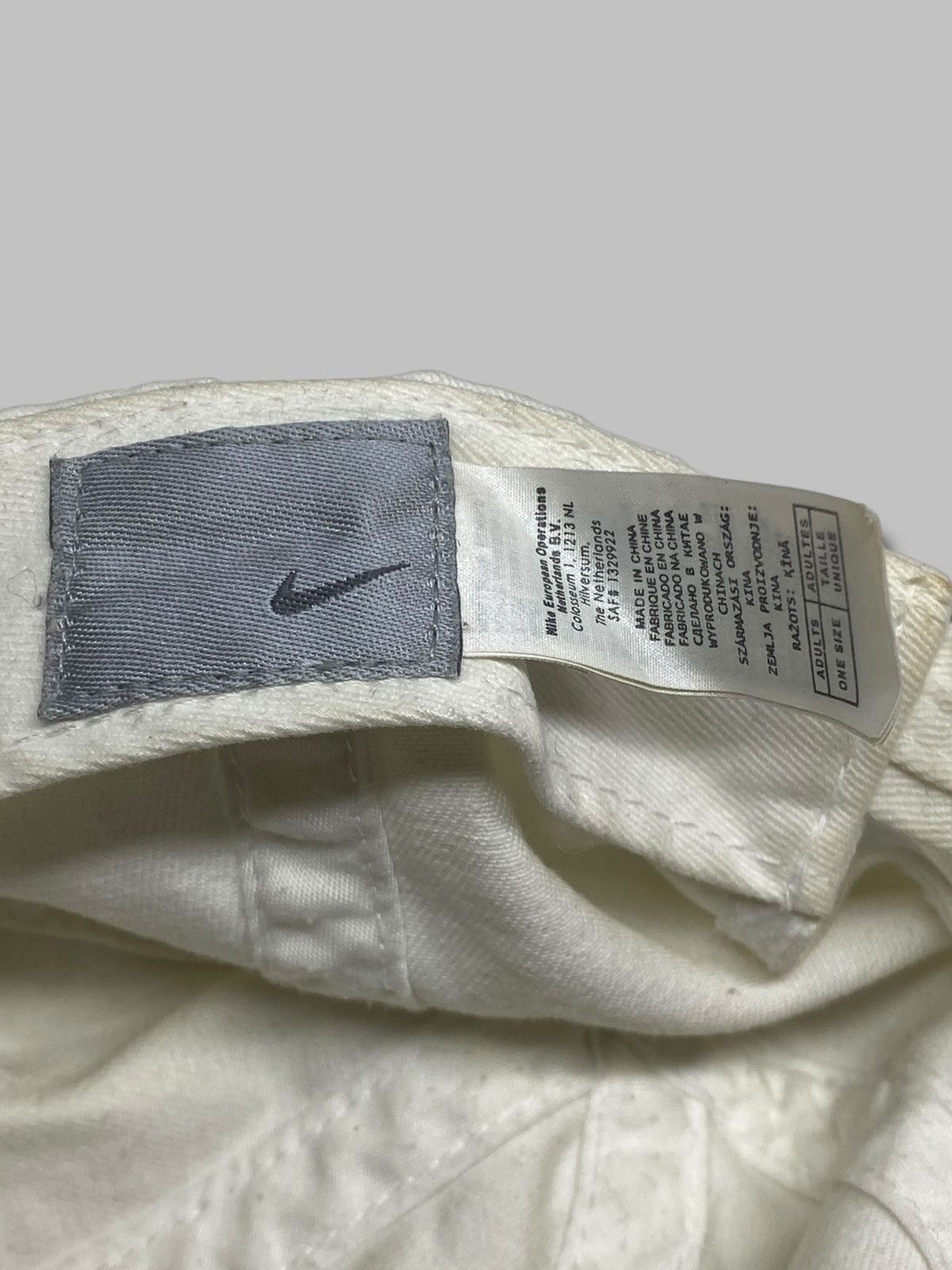 Nike Nike Cap Vintage Swoosh White 90s Size ONE SIZE - 7 Thumbnail