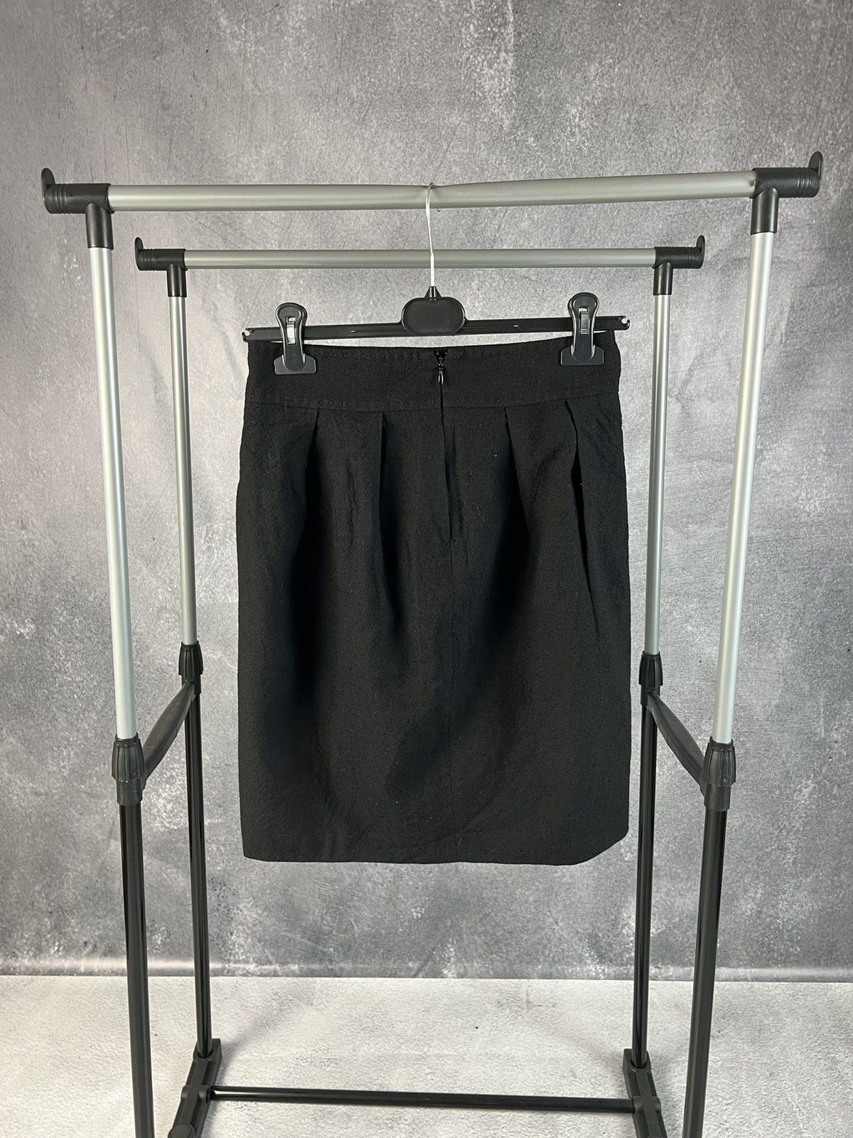 Moschino Moschino cheap and chic mini skirt Size 28" / US 6 / IT 42 - 2 Thumbnail