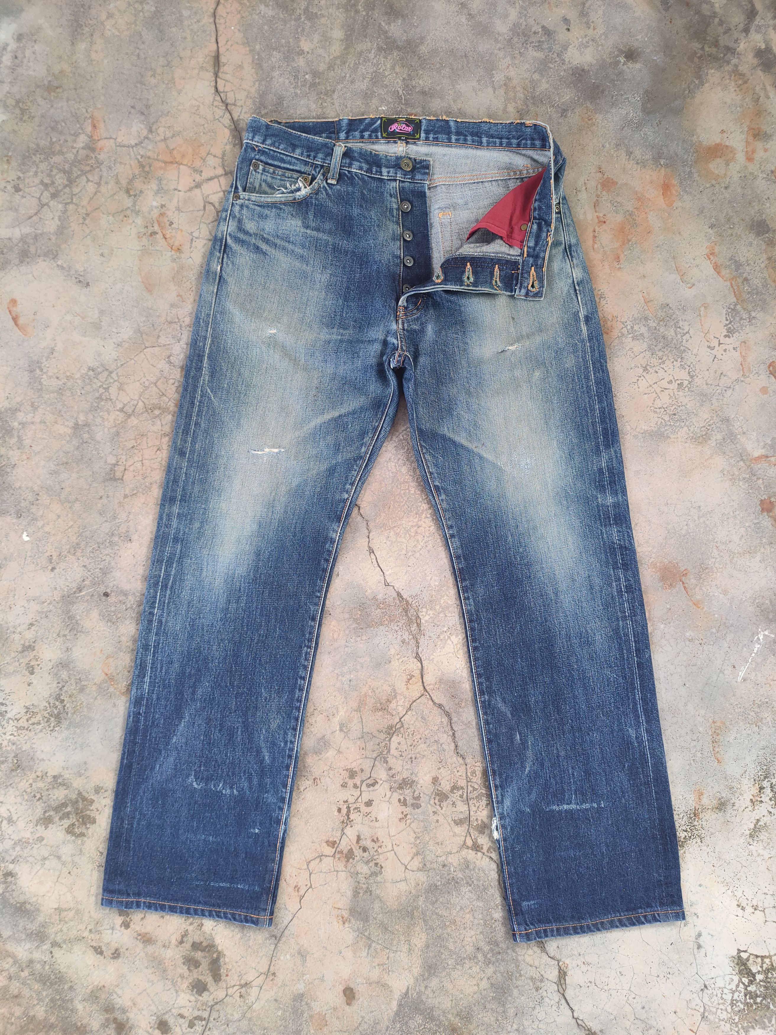 Japanese Brand W32 VINTAGE ROTAR SELVEDGE BUTTON FLY FADED RIPPED DENIM Size US 32 / EU 48 - 2 Thumbnail