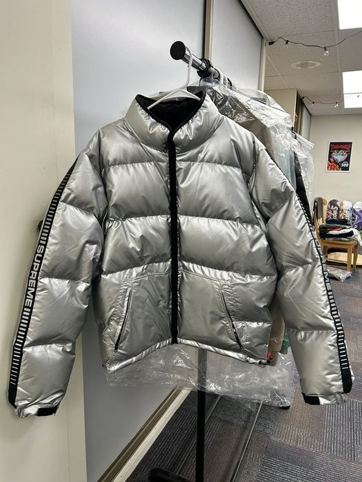 Supreme reflective sleeve shop logo puffy jacket