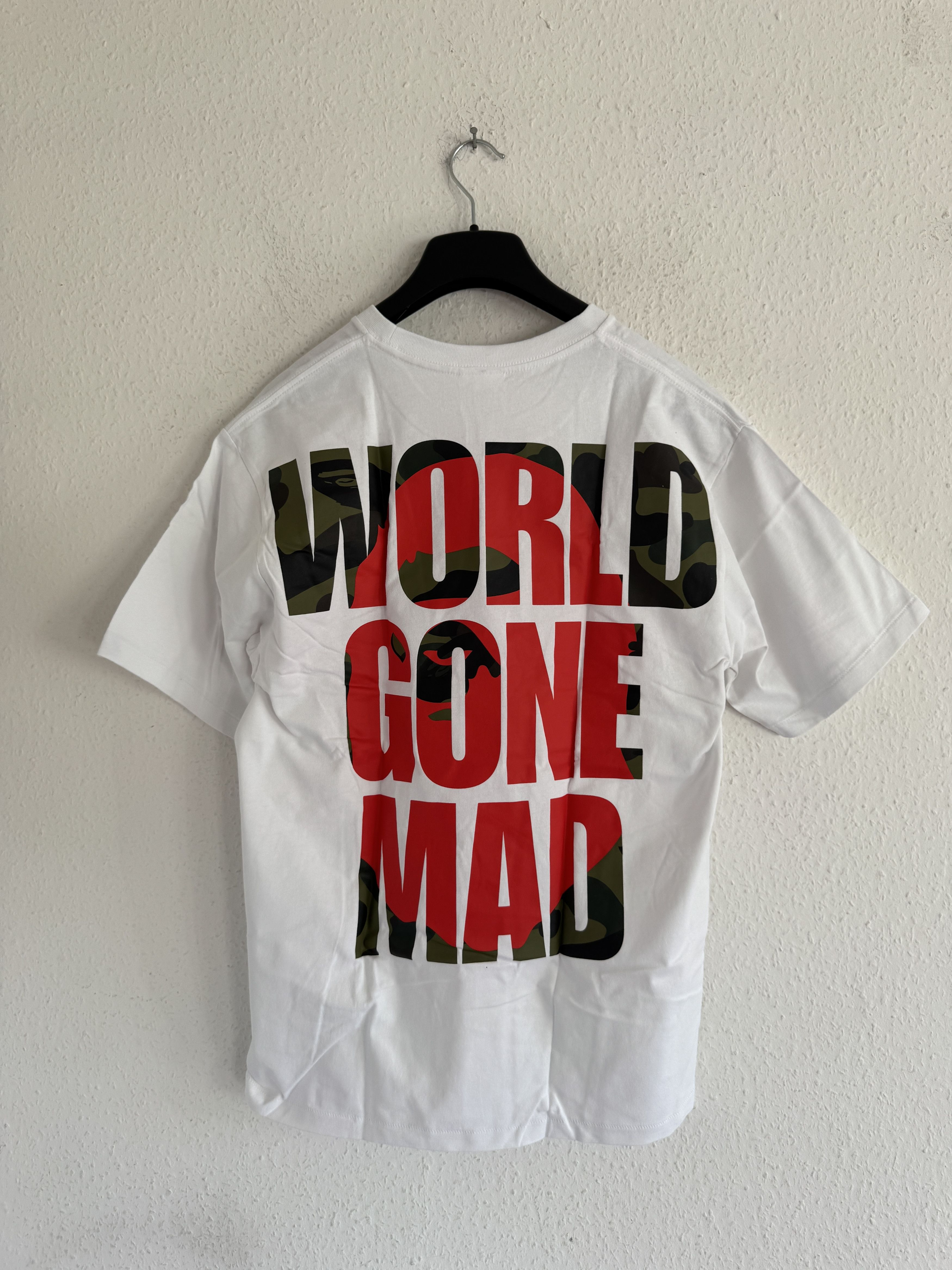 Bape World Gone Mad Overlap Tee White Size US XL / EU 56 / 4 - 9 Thumbnail