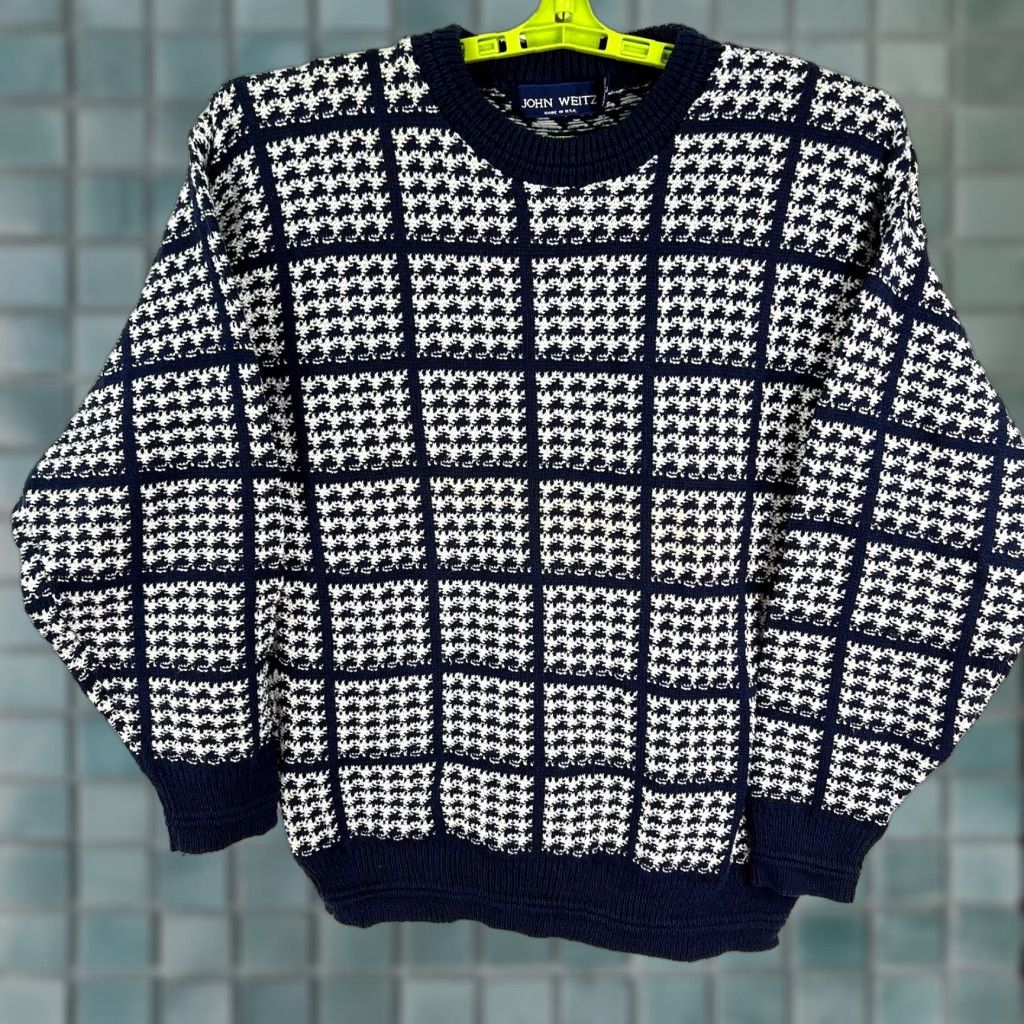 Vintage VINTAGE John Weitz Checked Sweater Mens Size L Blue Cotton Crew Neck Pullover Heavyweight Casual USA Size US L / EU 52-54 / 3 - 1 Thumbnail