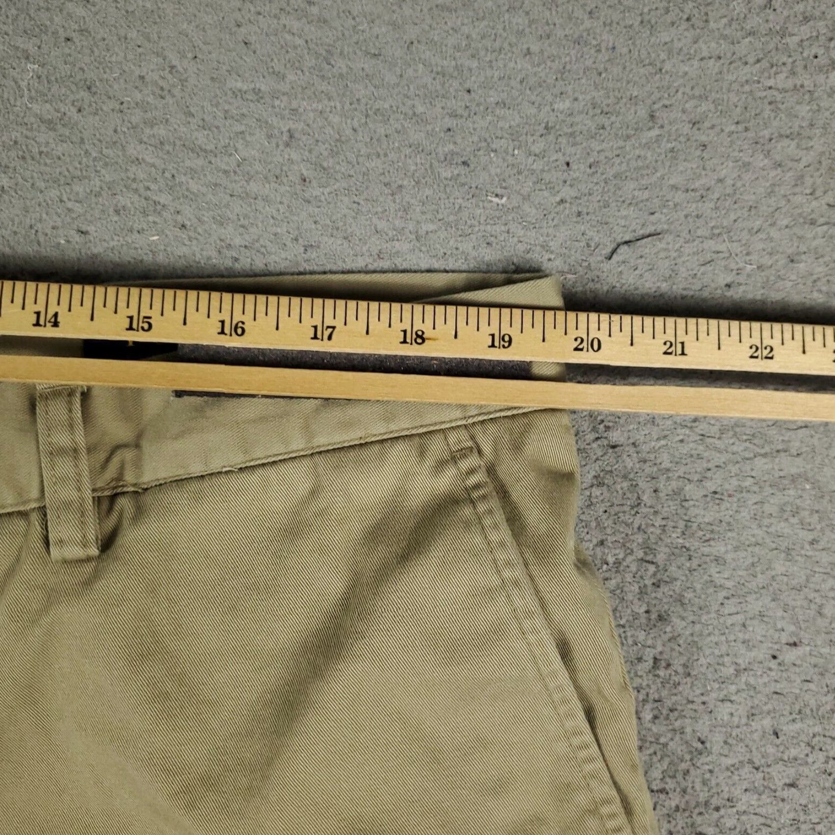 Ralph Lauren Ralph Lauren Chino Shorts Mens Size 40 Beige Cotton Flat Front Casual Size US 40 / EU 56 - 4 Thumbnail