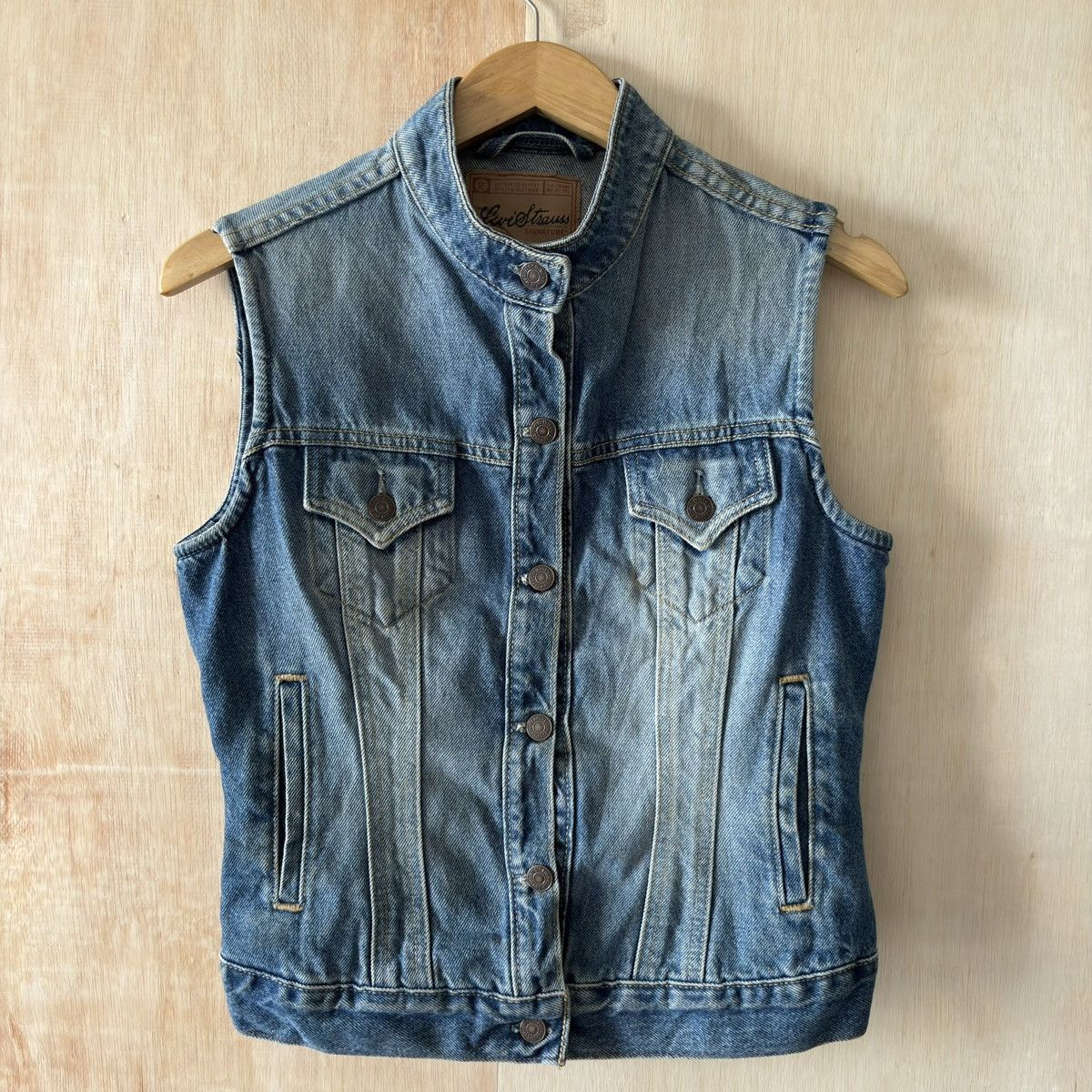 Levi's Vintage Levi's Denim Trucker Women's Vest Size S / US 4 / IT 40 - 1 Thumbnail
