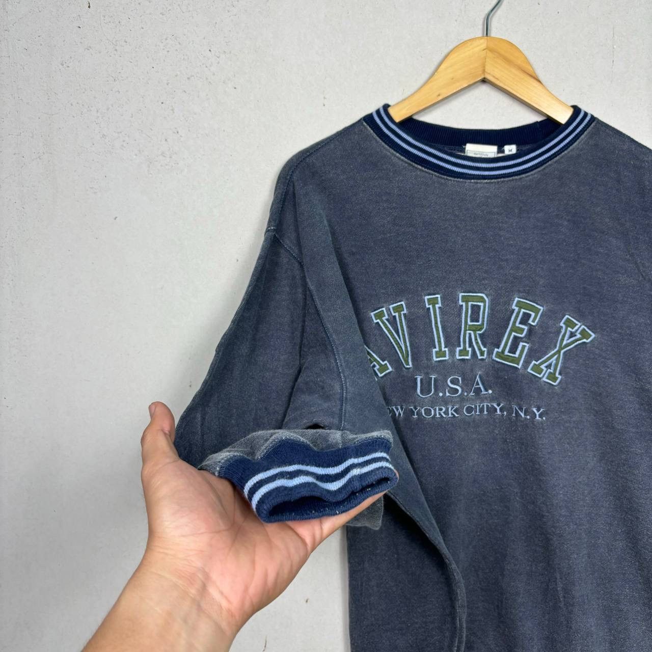 Vintage 90s Avirex USA New York Crewneck Sweatshirt Navy M