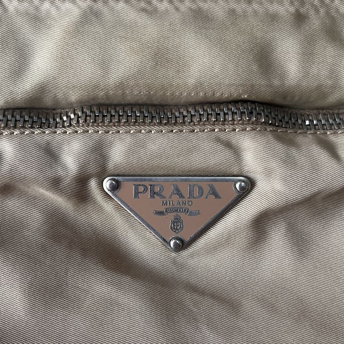 Prada × Vintage Vintage prada nylon slingbag Size ONE SIZE - 7 Thumbnail