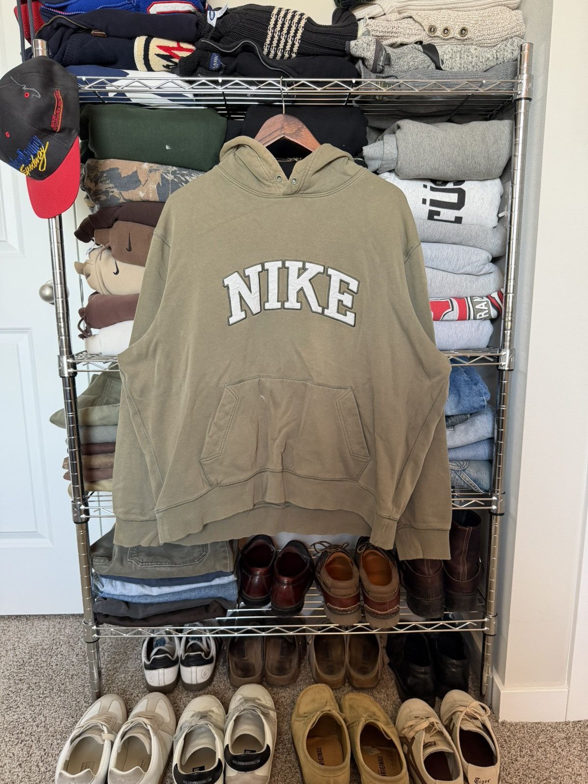 Nike Vintage Nike Spell out hoodie Size US XL / EU 56 / 4 - 1 Thumbnail