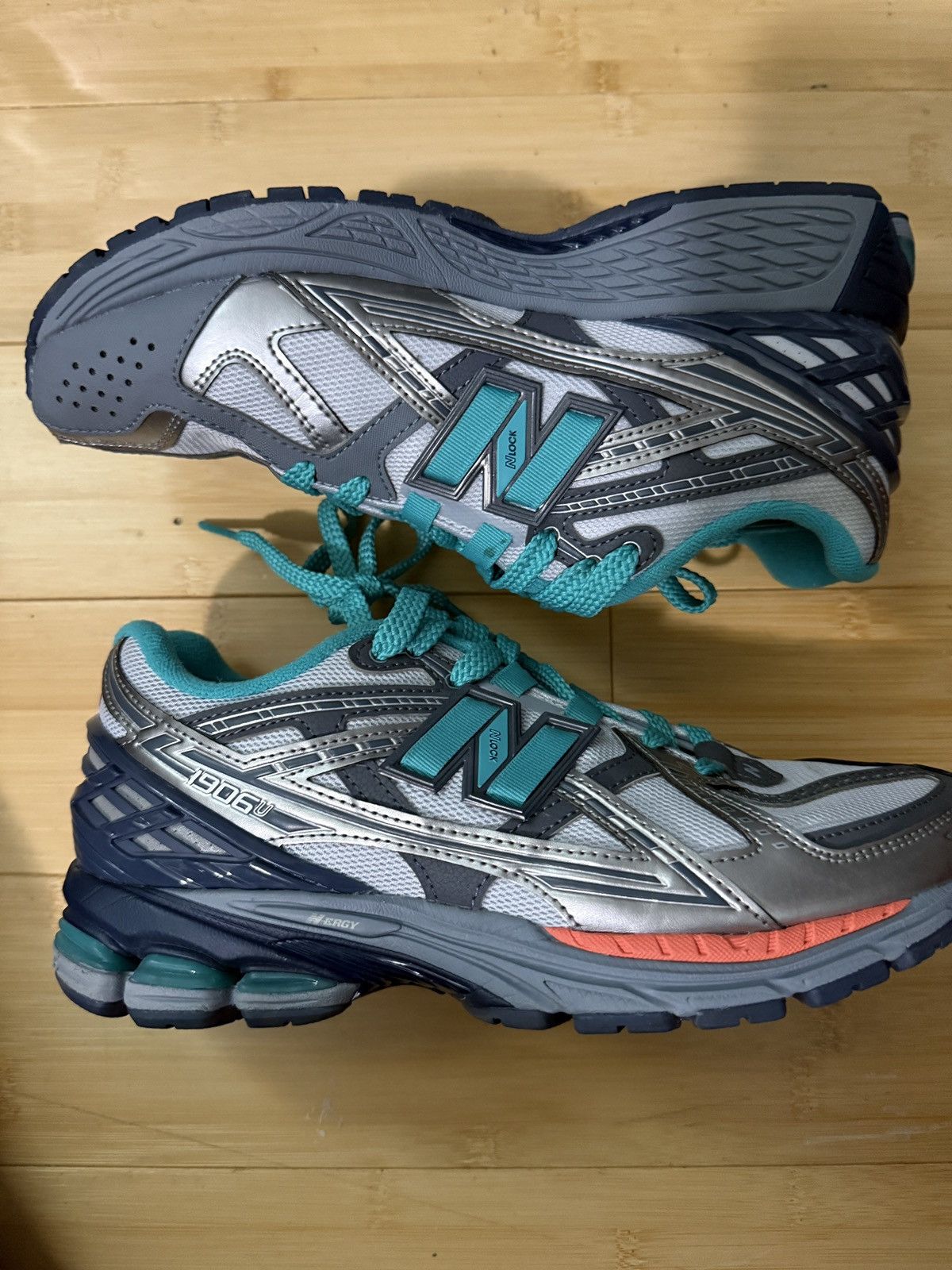 New Balance New Balance x The Whitaker Group 1906u Size US 5.5 / EU 38 - 2 Thumbnail