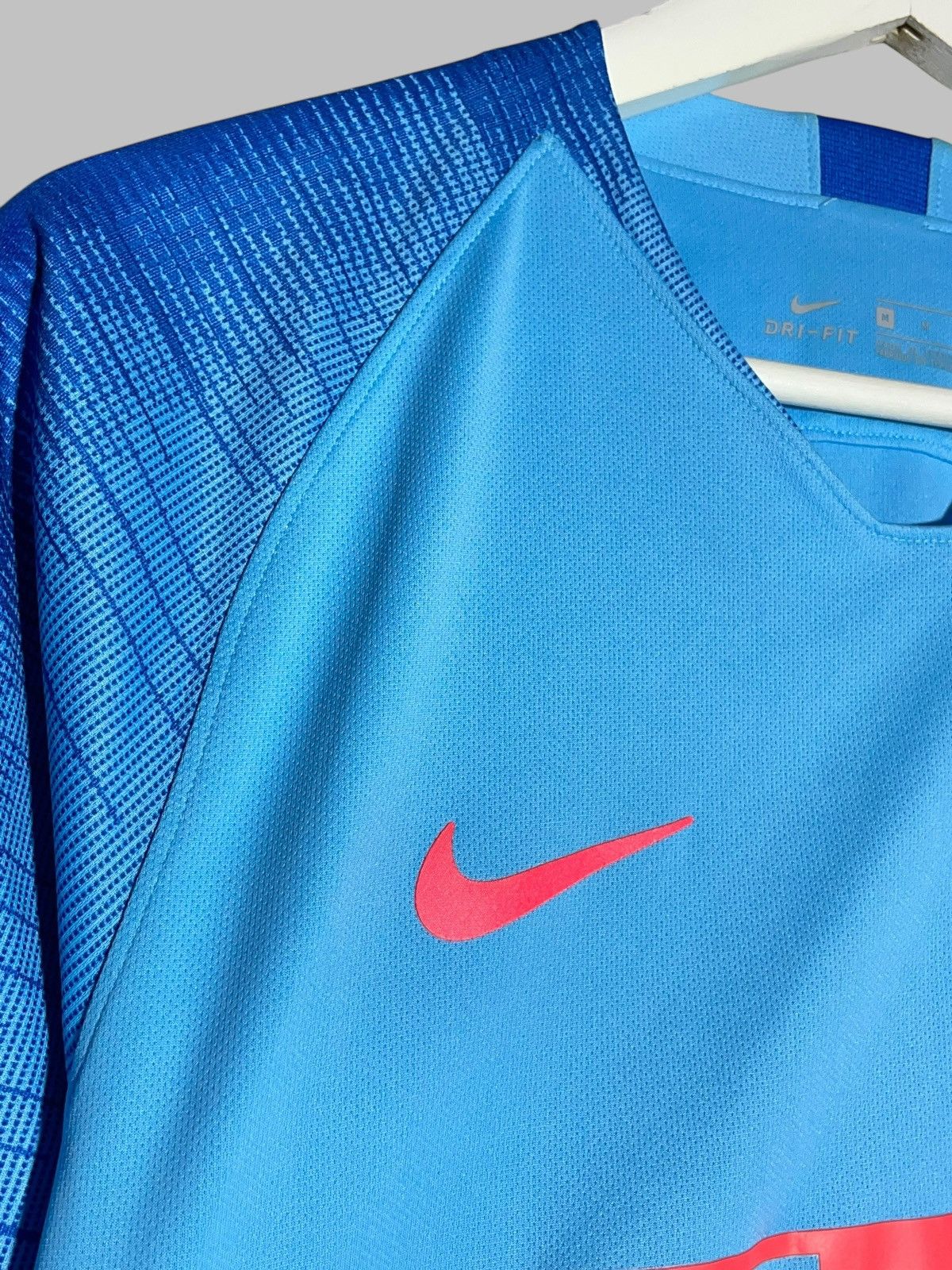 Nike Atletico Madrid Nike 2018/19 Away Football Shirt Size US M / EU 48-50 / 2 - 5 Thumbnail