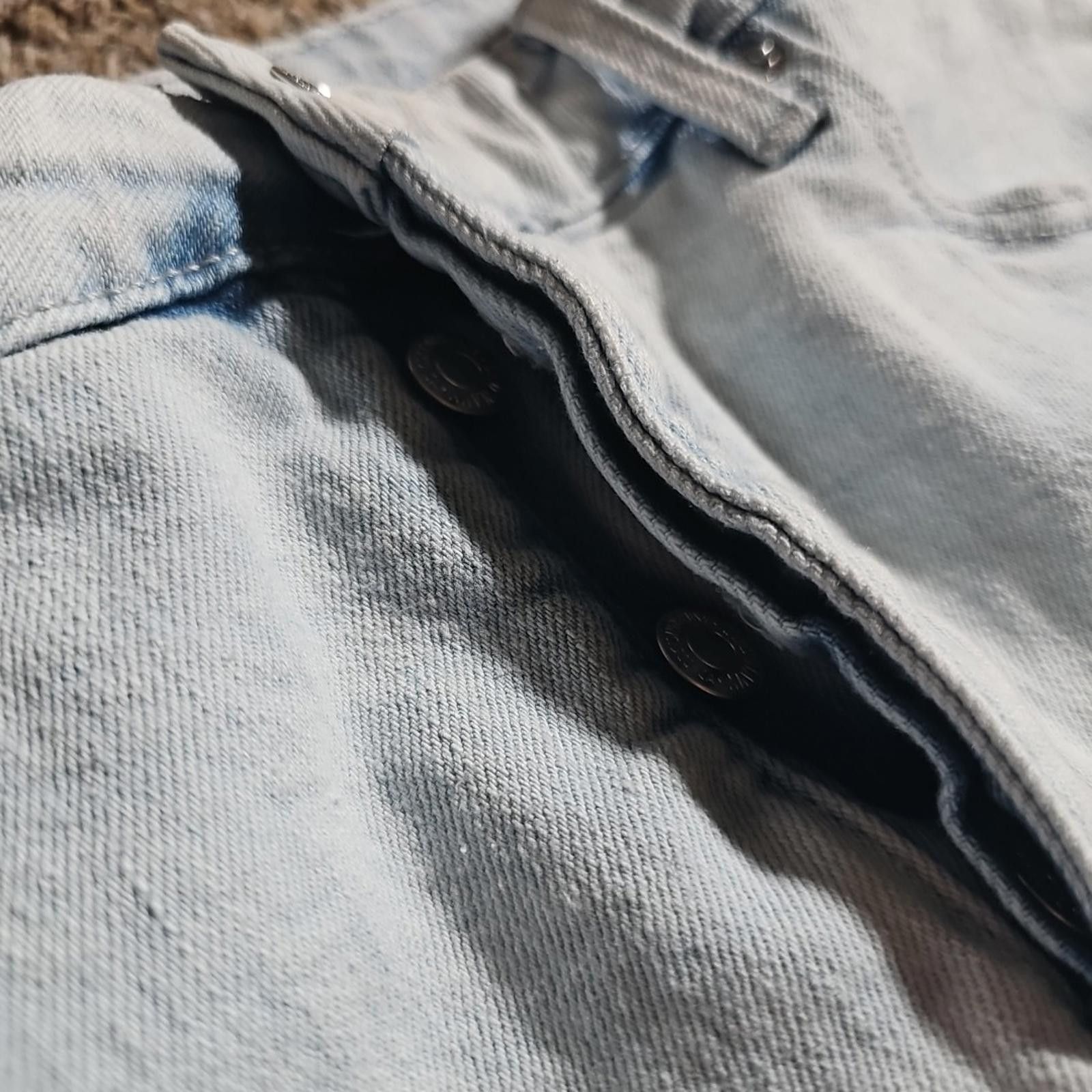 Old Navy Old Navy Sz 12 Jean Cutoff Skirt Size 34" / US 12 / IT 48 - 5 Thumbnail