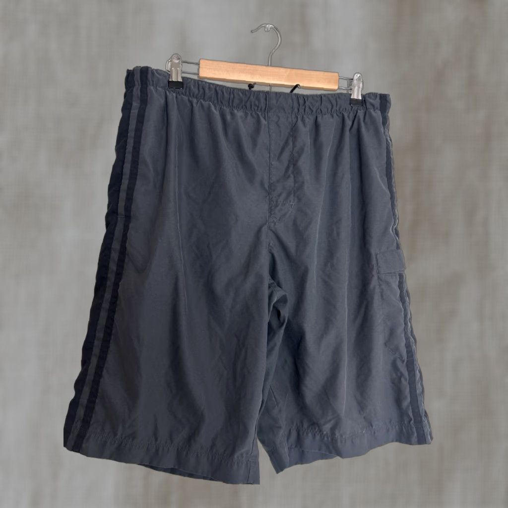 Nike VINTAGE Nike Mens Large Black Drawstring Cargo Lined Swim Trunks Trunks 36x12 Mens Size ONE SIZE - 1 Thumbnail