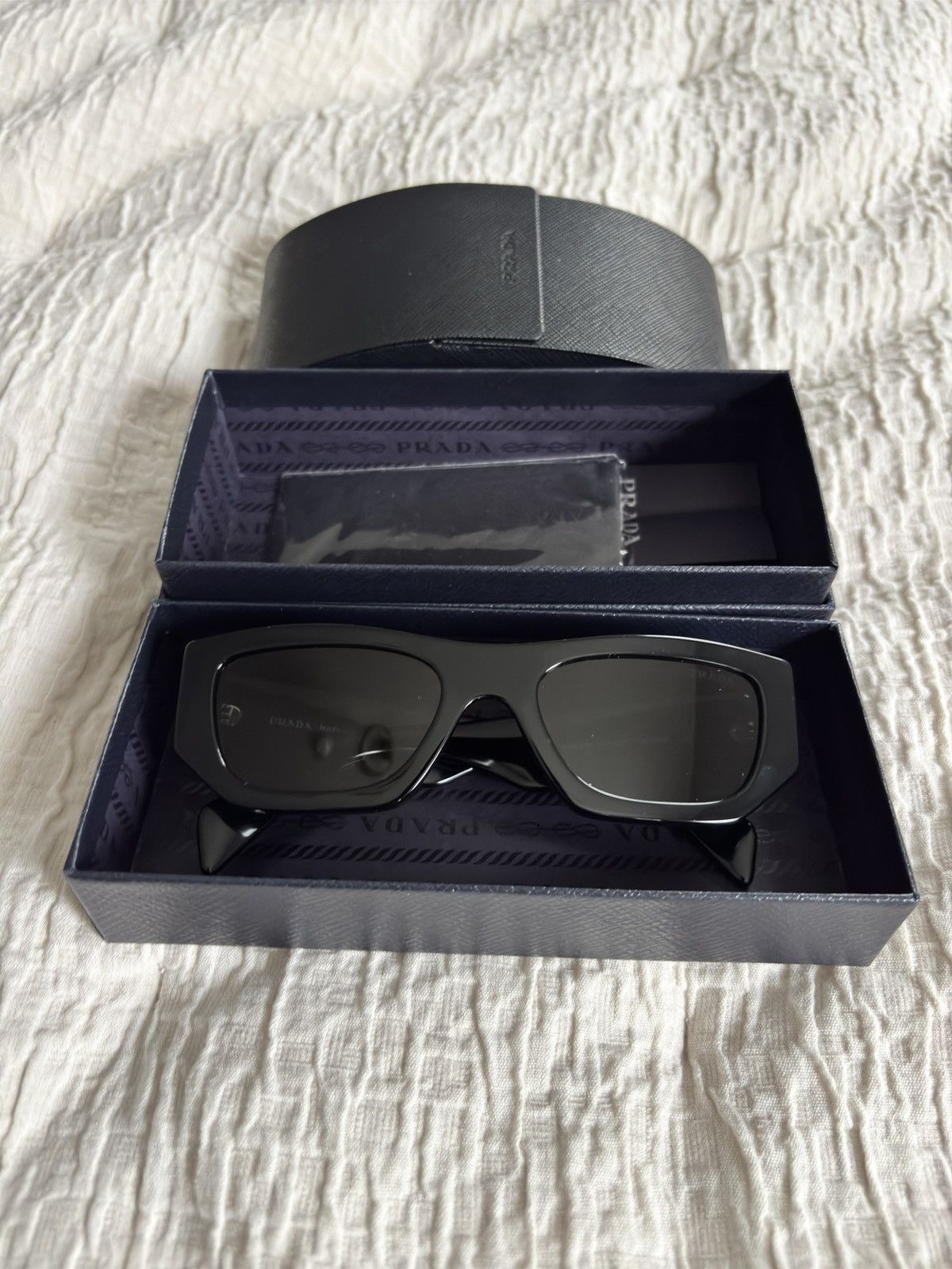 Prada Prada Black Logo Sunglasses Size ONE SIZE - 8 Thumbnail