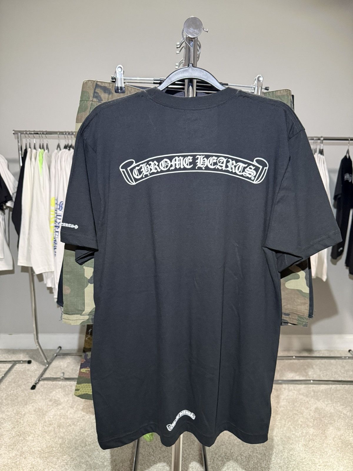 Chrome Hearts Chrome Hearts Black Scroll Logo Pocket S/s Size US XL / EU 56 / 4 - 1 Thumbnail
