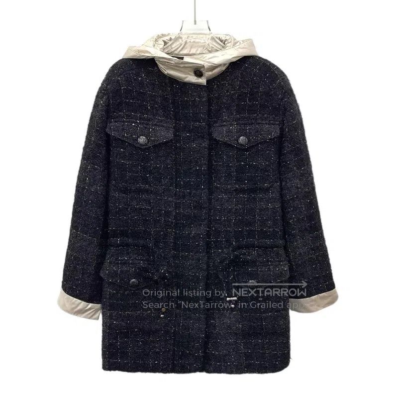 Chanel Chanel Black golden wool braided tweed hooded long-sleeved Size XS / US 0-2 / IT 36-38 - 1 Thumbnail