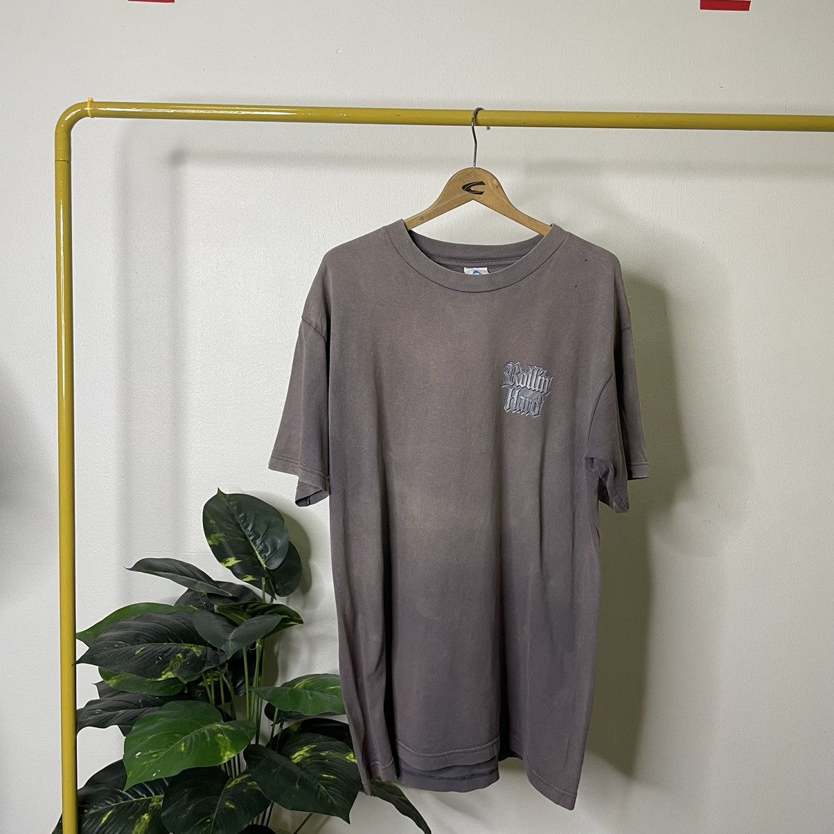 Vintage Vintage 1997 Rollin Hard Curb Swerving Backhit Sunfaded Tee Size US L / EU 52-54 / 3 - 6 Thumbnail