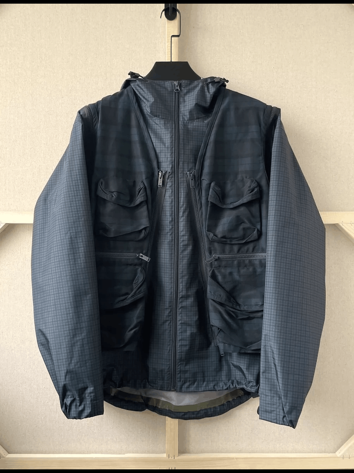 Undercover Sz 4 Undercover 22SS 2-Layers Detachable Mountain Undercover Sz 4 Undercover 22SS 2-Layers Detachable Mountain